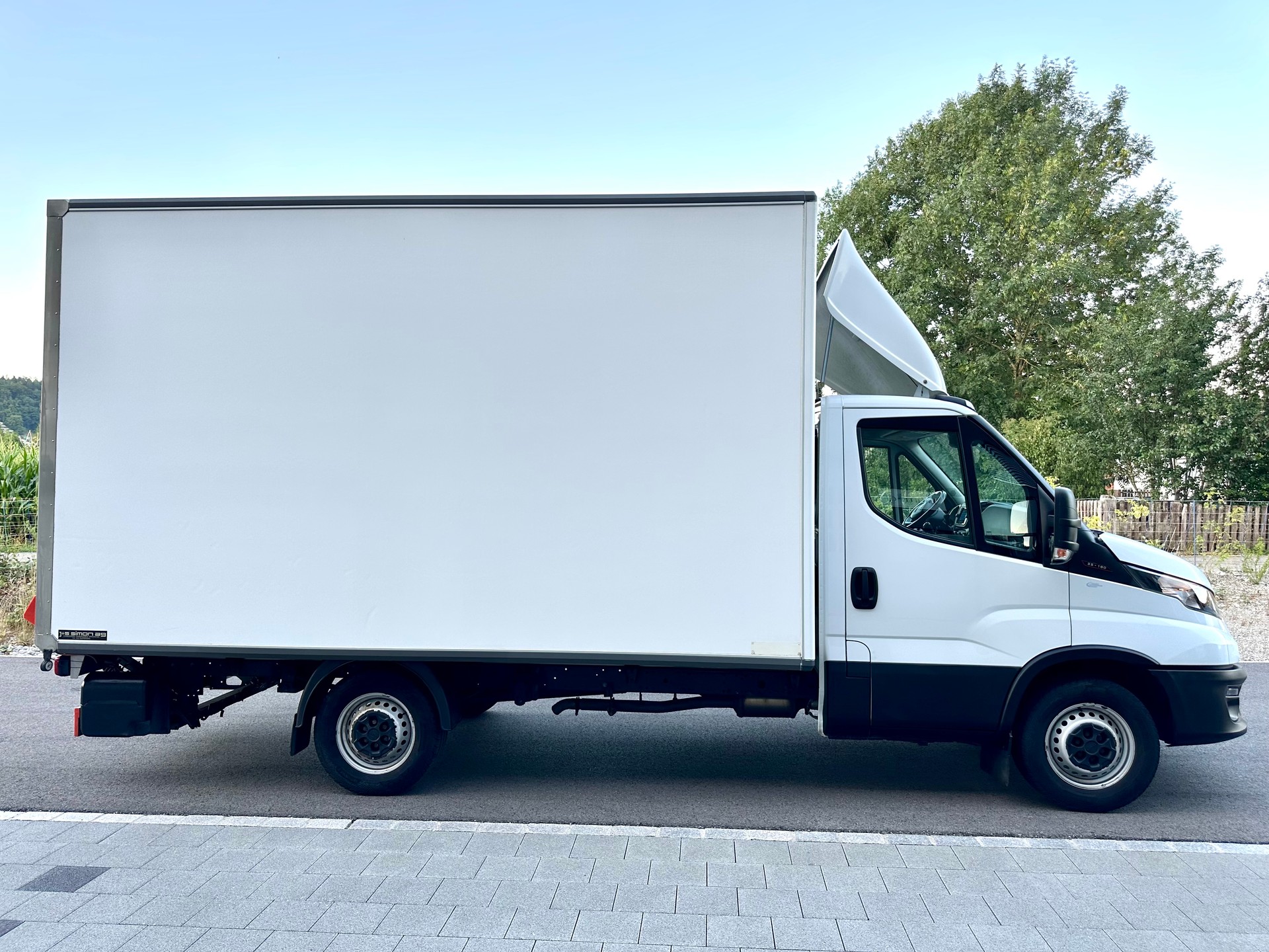 IVECO 35S18-image-9
