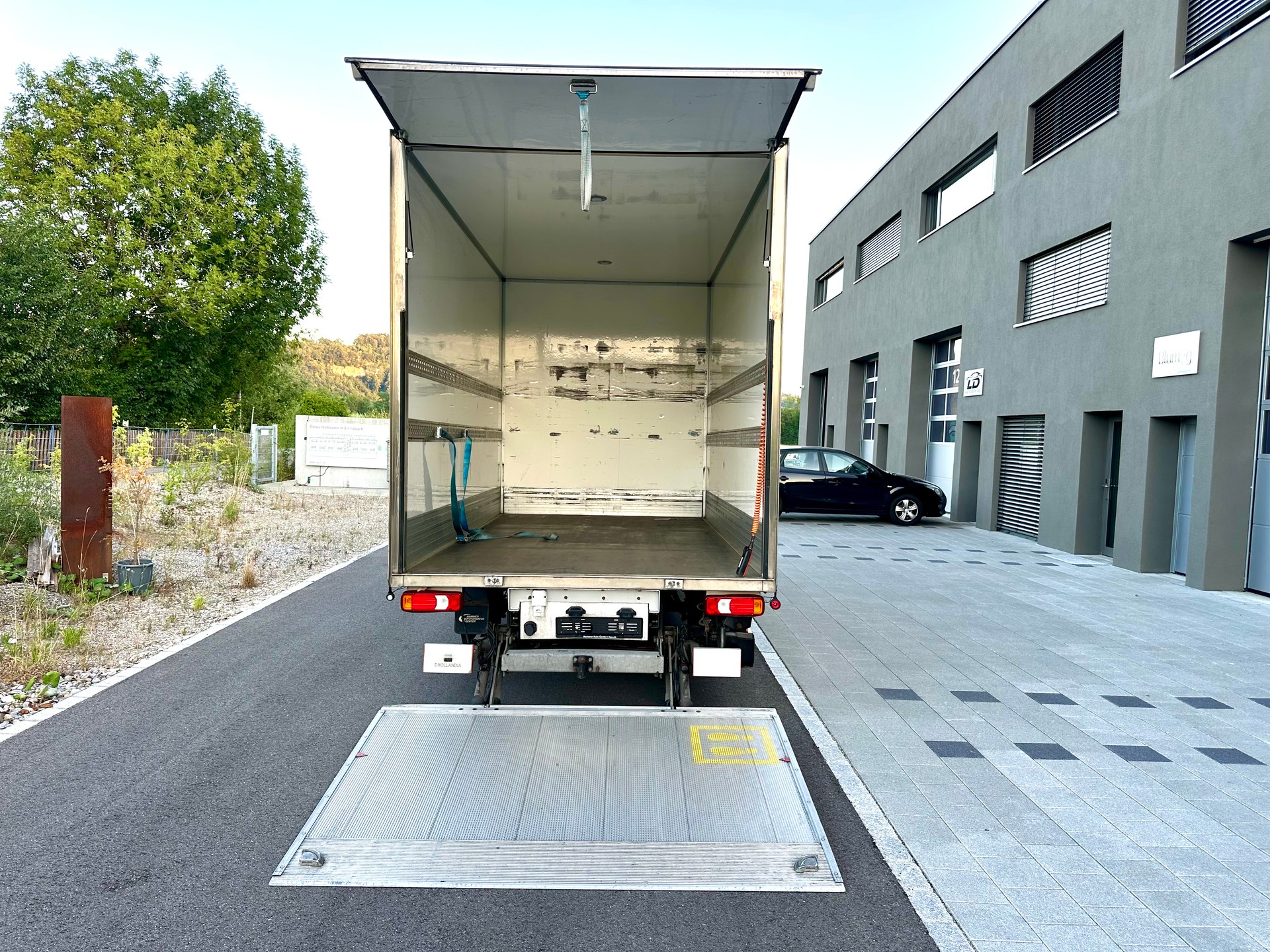 IVECO 35S18-image-11