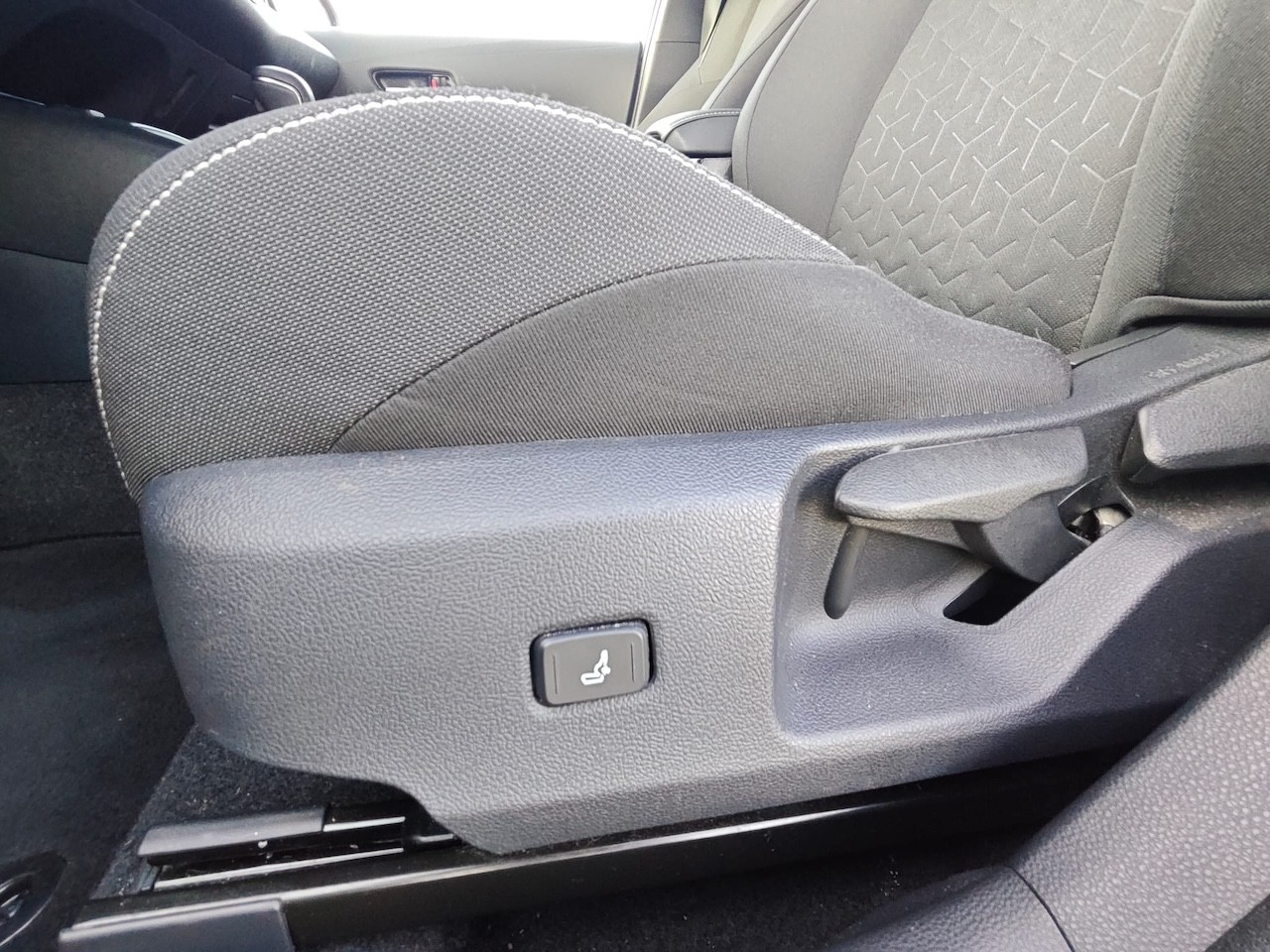 SUZUKI Swace 1.8 Hybrid Compact Top E-CVT-image-26