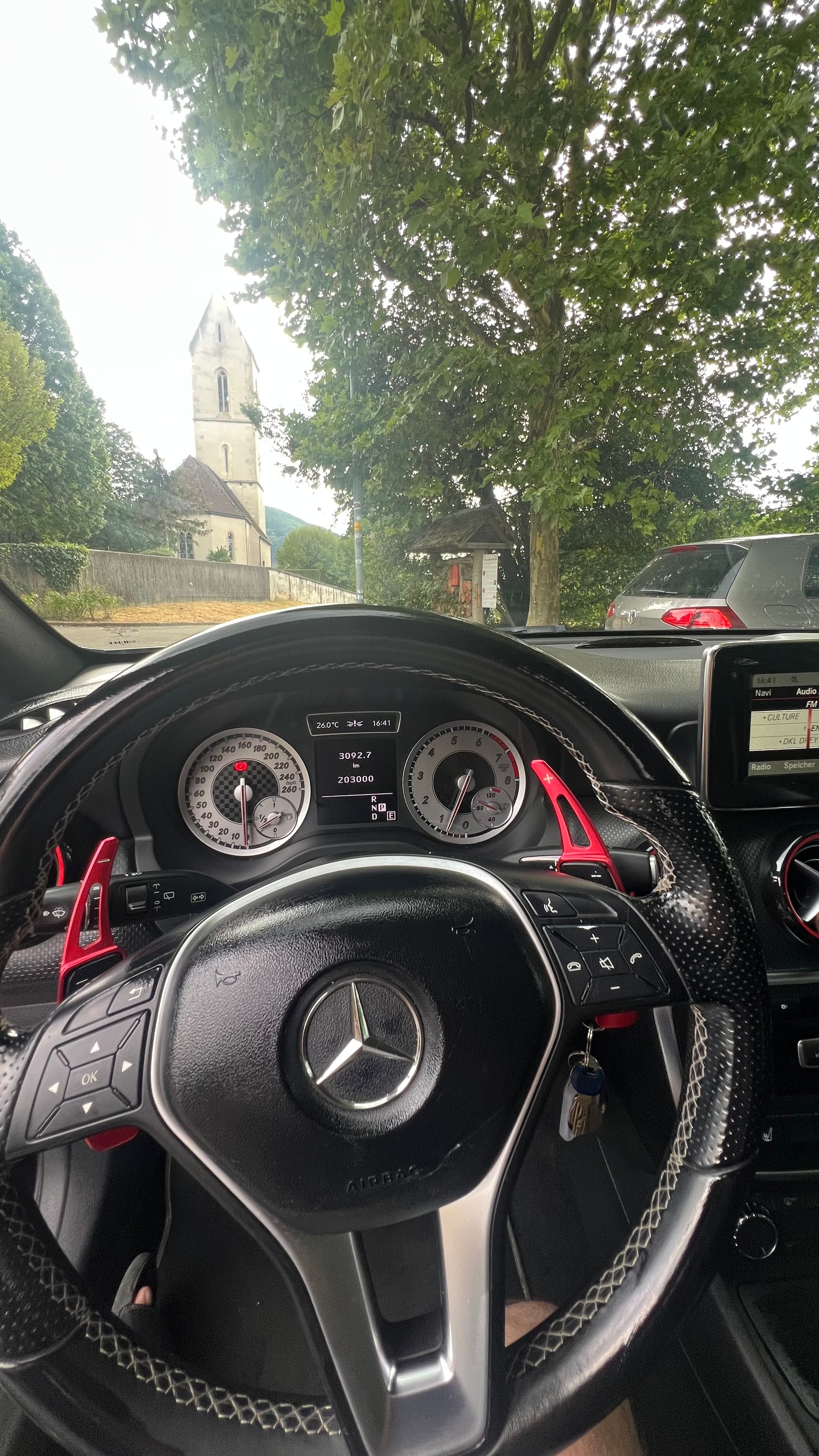 MERCEDES-BENZ A 200 Urban-image-5