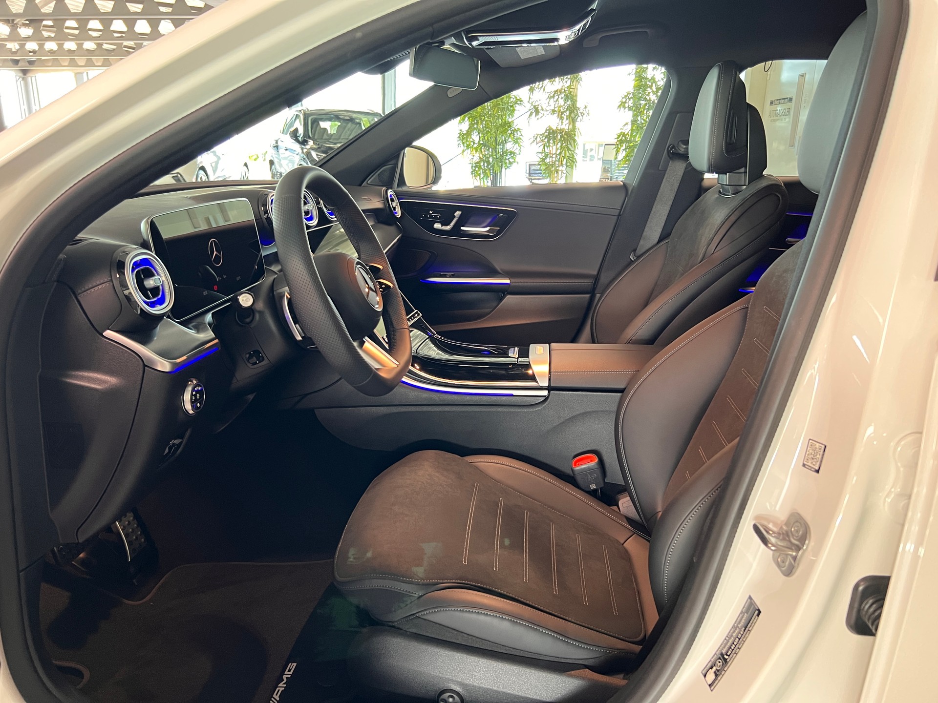 MERCEDES-BENZ C 220 d T 4 Matic Swiss Star-image-9