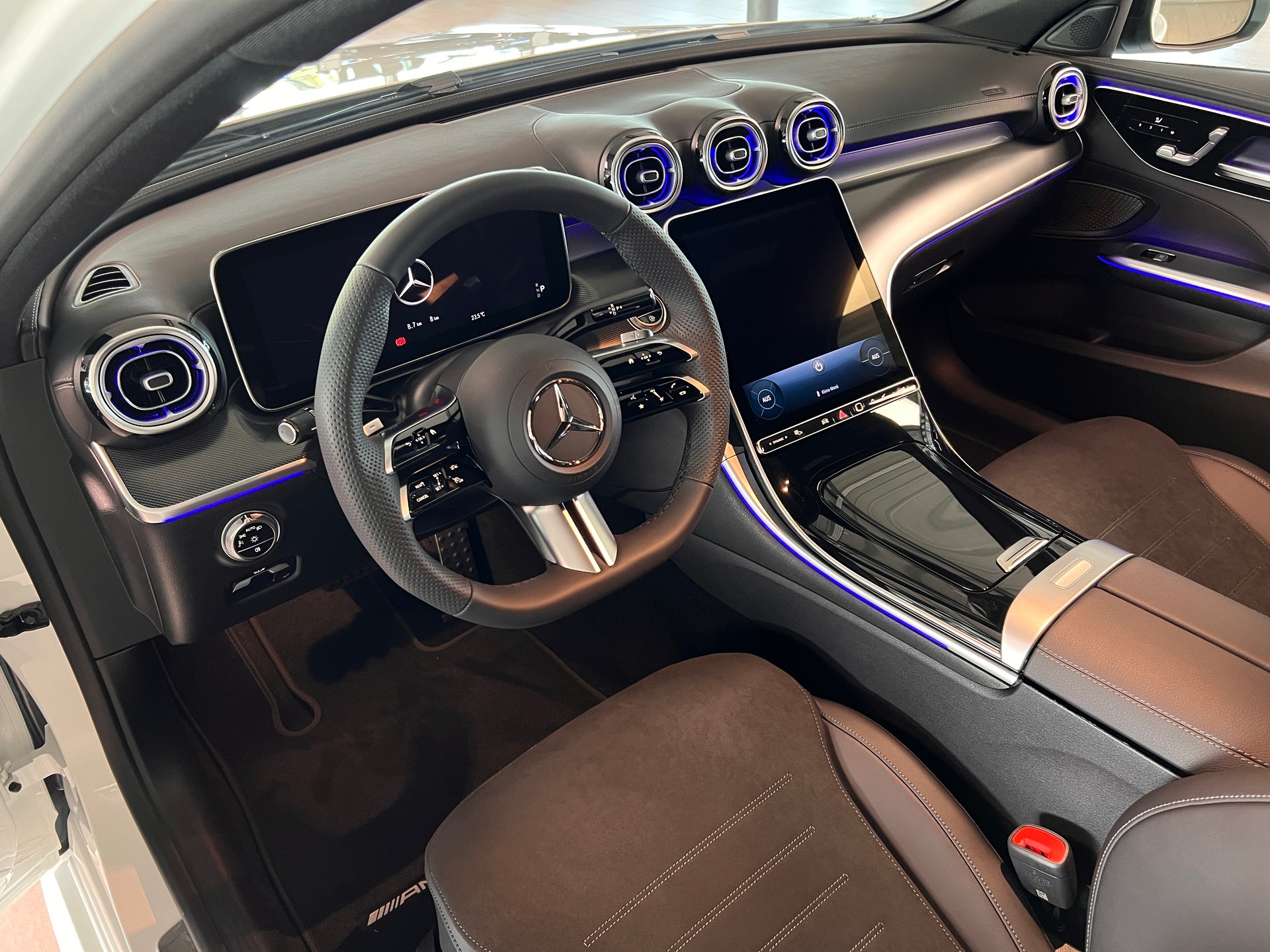 MERCEDES-BENZ C 220 d T 4 Matic Swiss Star-image-10