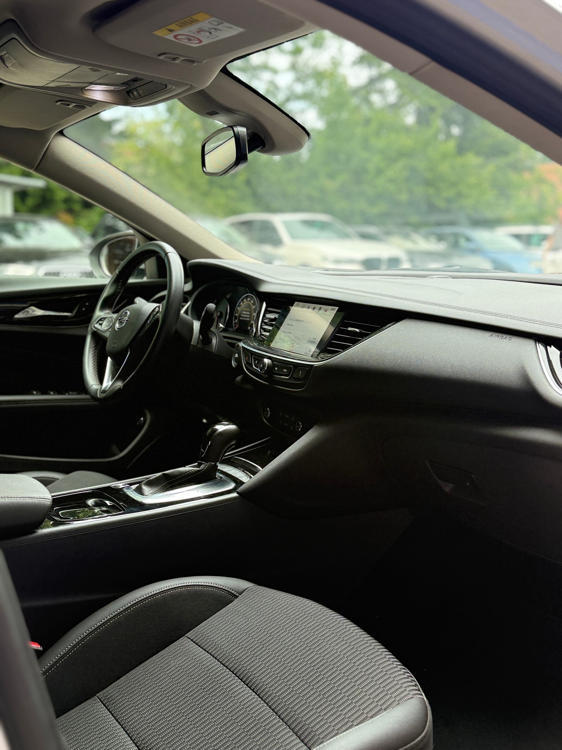 OPEL Insignia 2.0 BiDTI Sports Tourer Exclusive 4WD Auto-image-4