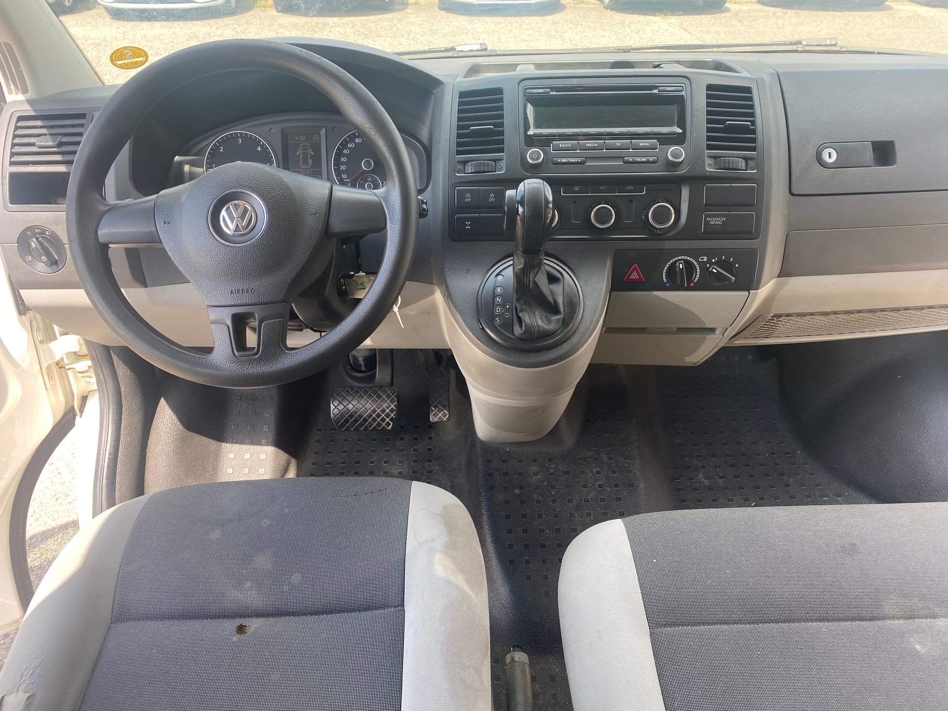 VW T5 2.0 Bi-TDI BMT 4Motion DSG-image-9