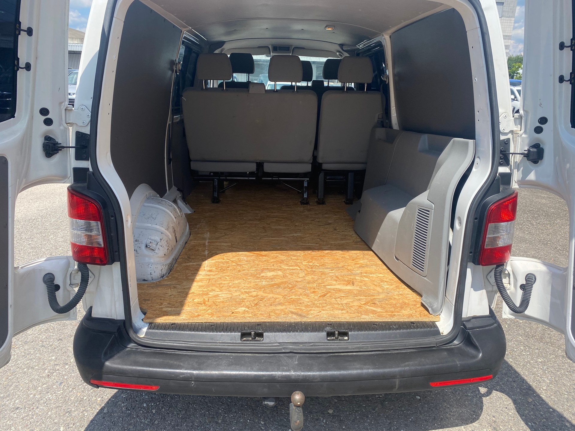 VW T5 2.0 Bi-TDI BMT 4Motion DSG-image-10