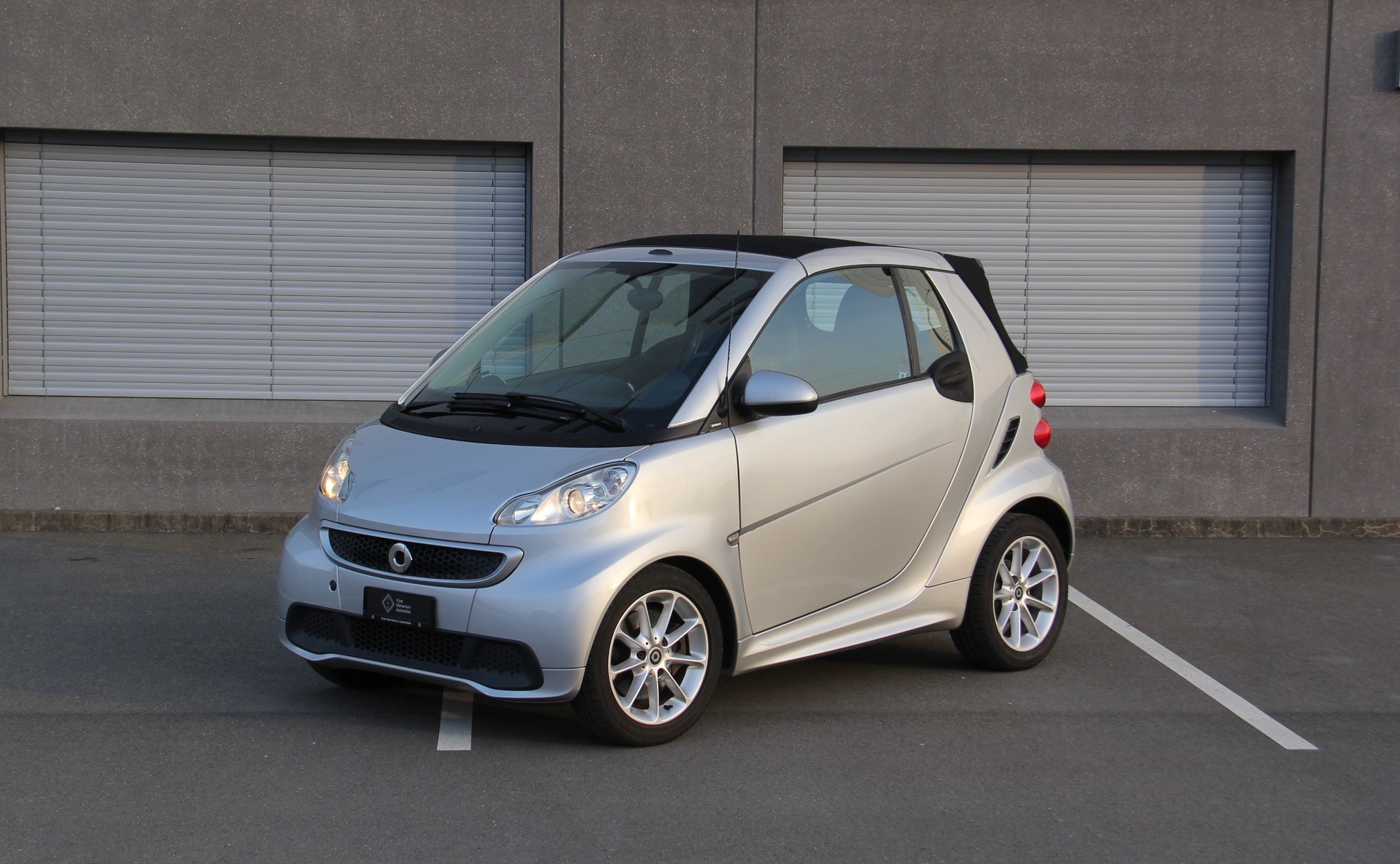 SMART FORTWO-image-0