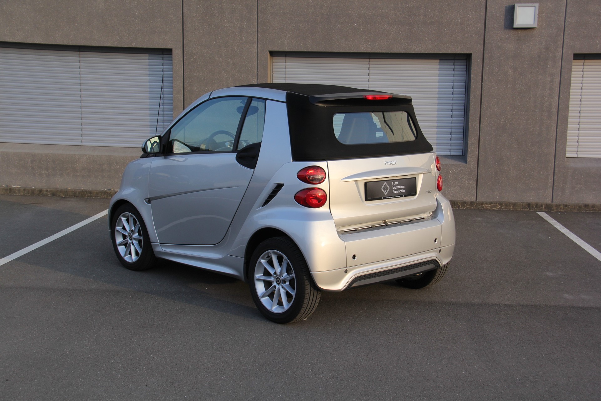 SMART FORTWO-image-3