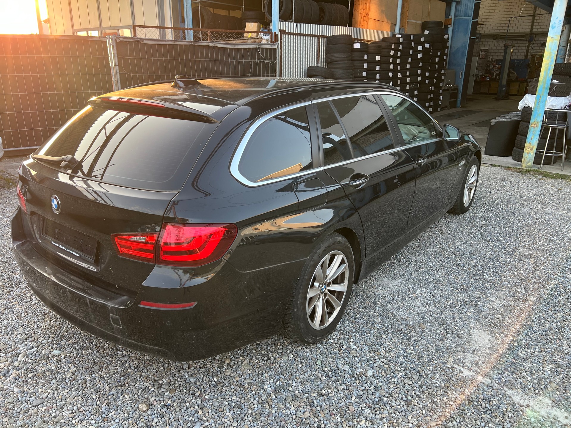 BMW 525d xDrive Touring Steptronic-image-3