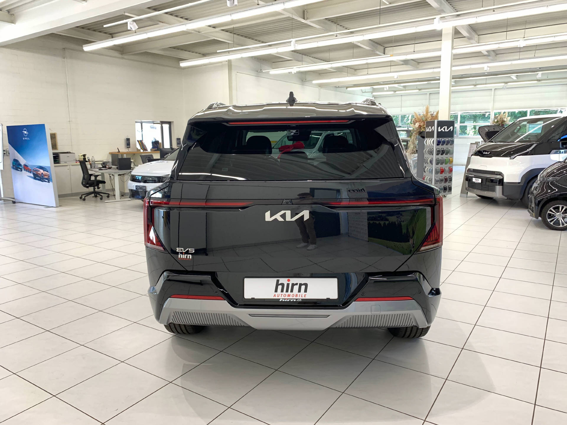 KIA EV5 81 kWh Earth 4x4-image-4