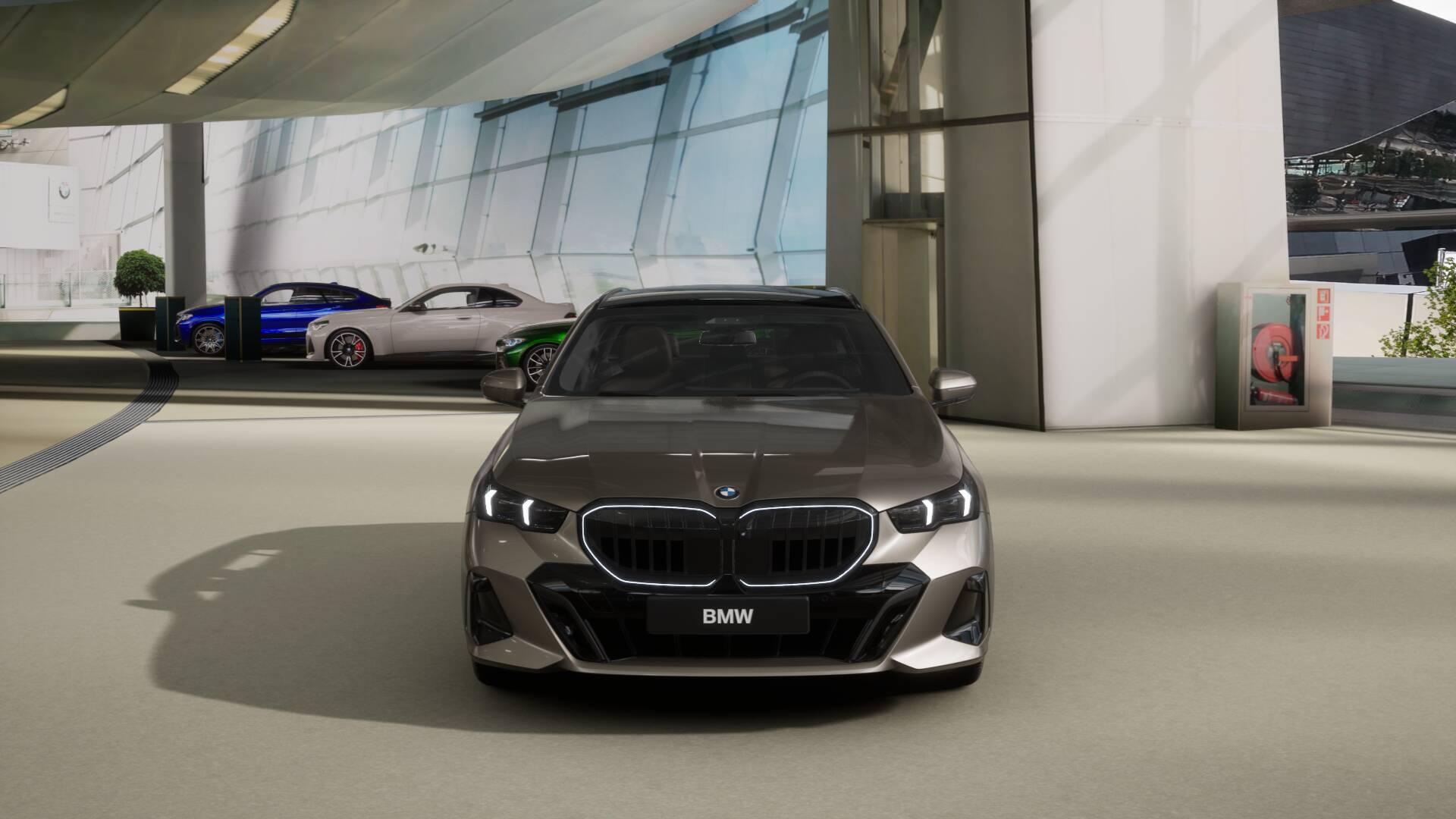 BMW 540d xDrive Touring-image-2