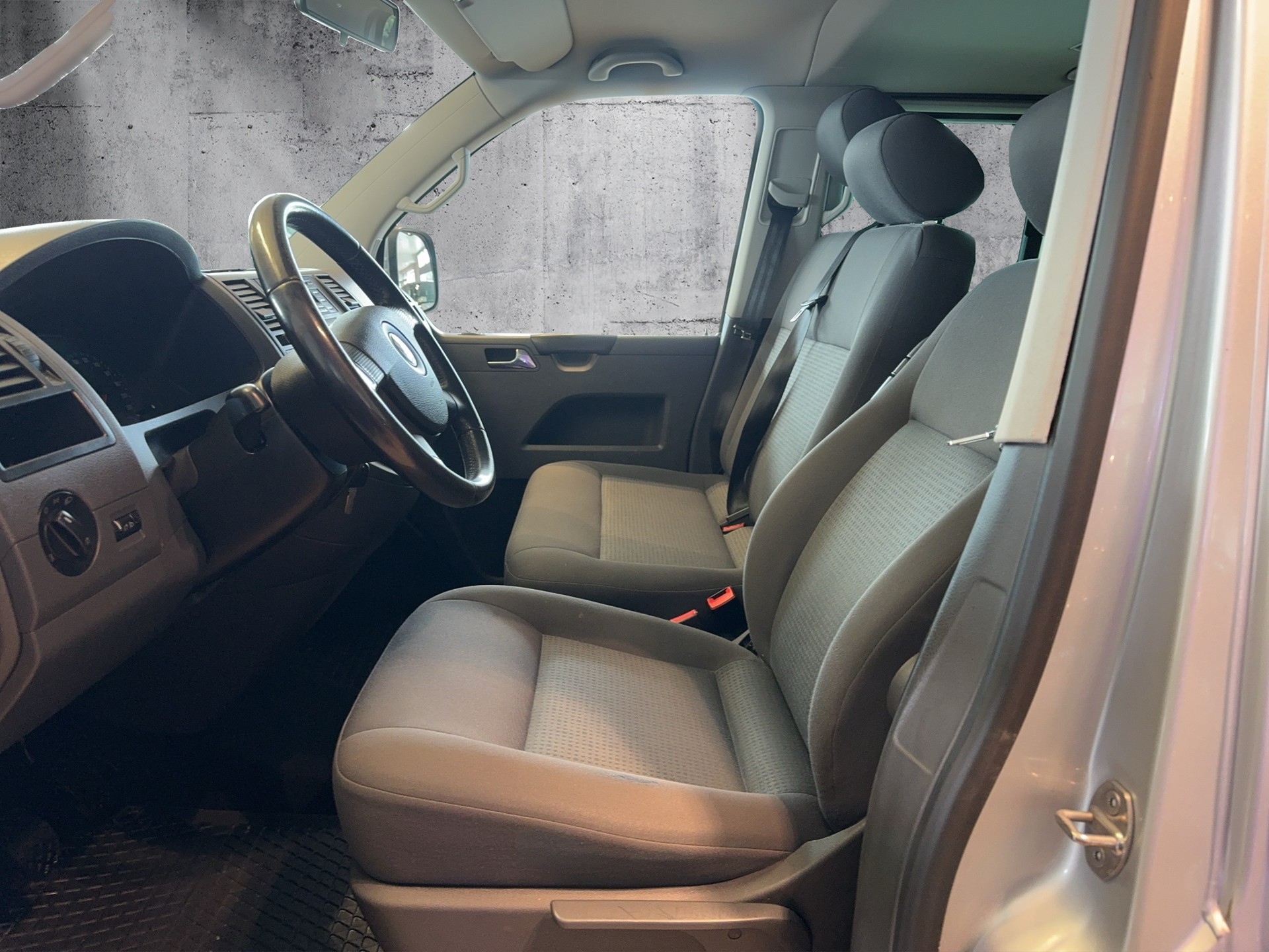 VW T5 Caravelle Comfort 2.5TDI PD 4M-image-5