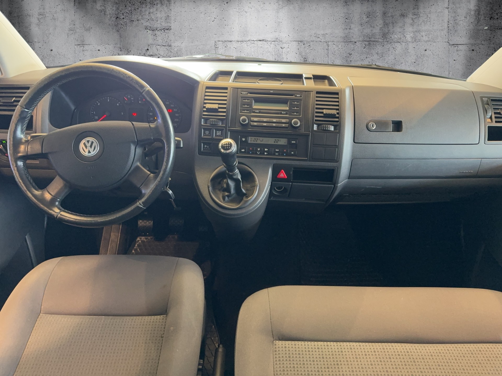 VW T5 Caravelle Comfort 2.5TDI PD 4M-image-10