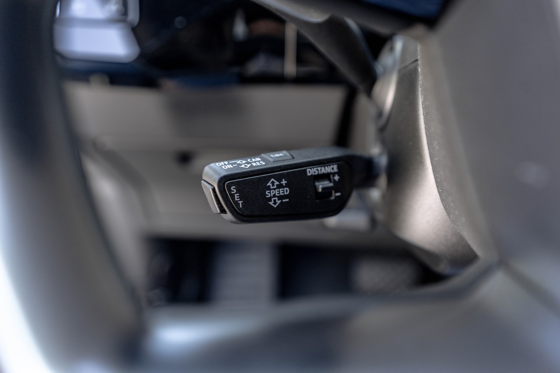AUDI e-tron 55 Advanced quattro * FRISCH AB MFK & SERVICE * NEUE REIFEN * SOH 91,3 % *-image-8