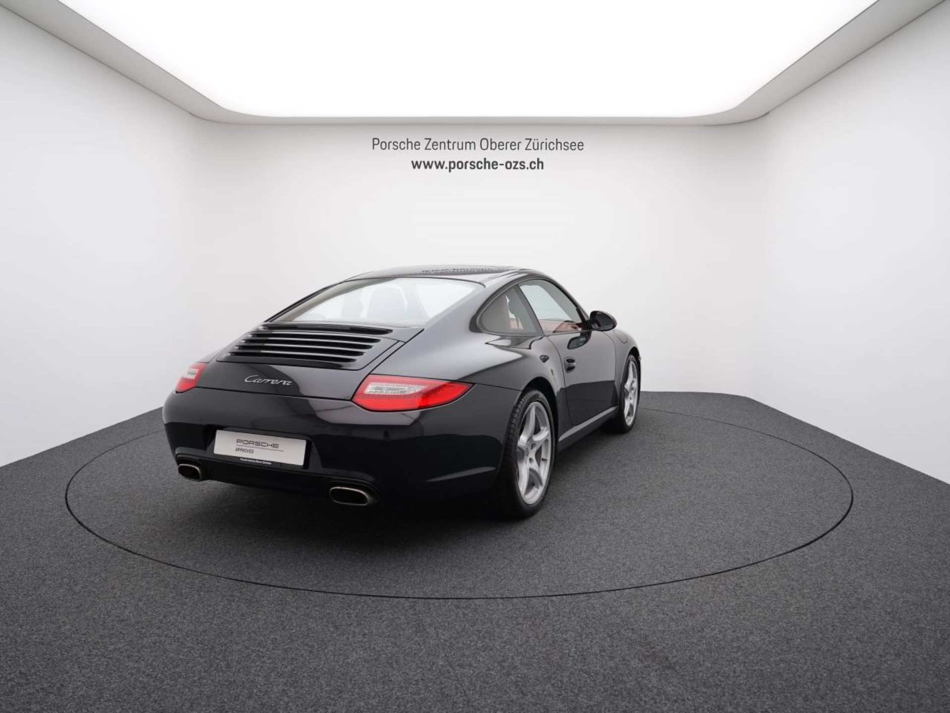 PORSCHE 911 Carrera Coupé-image-6