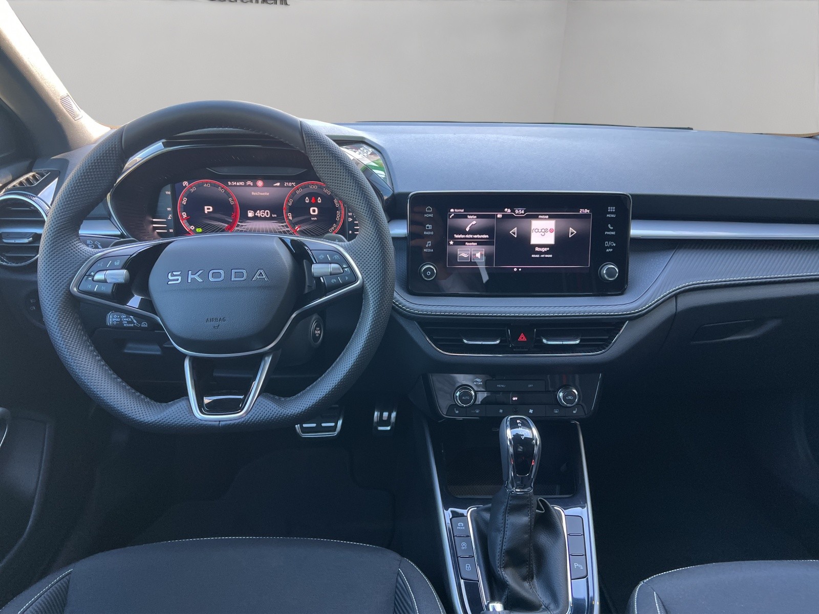 SKODA Fabia 1.5 TSI 130 DSG-image-10