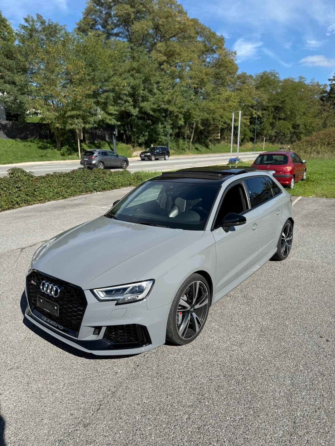 AUDI 2.5 T FSI quattro S-Tronic-image-0