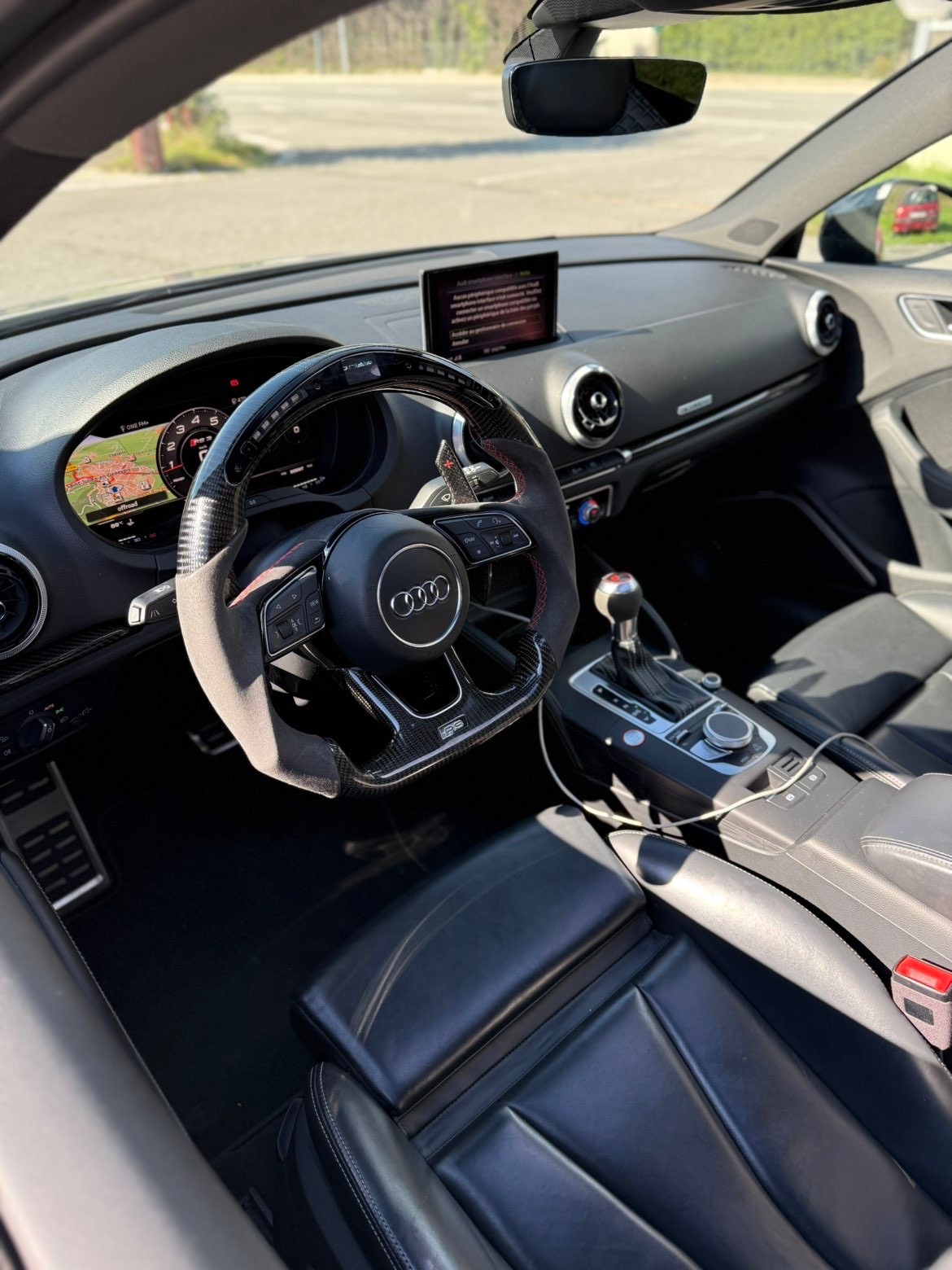 AUDI 2.5 T FSI quattro S-Tronic-image-2