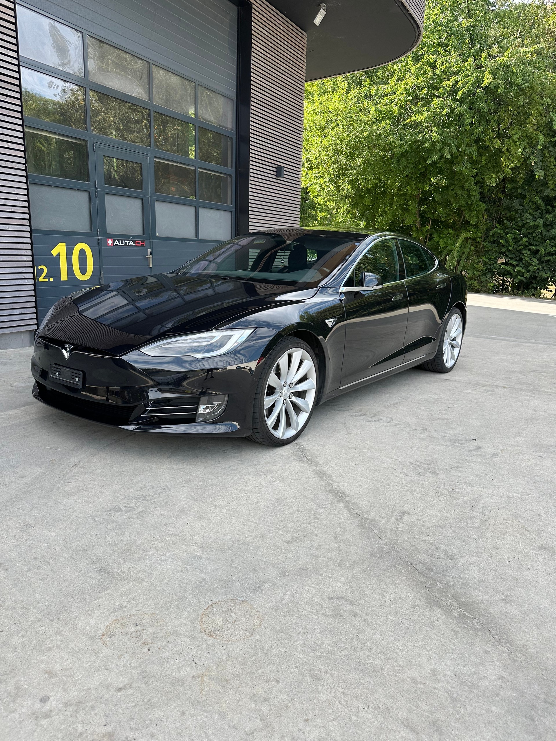 TESLA Model S 100 D-image-0