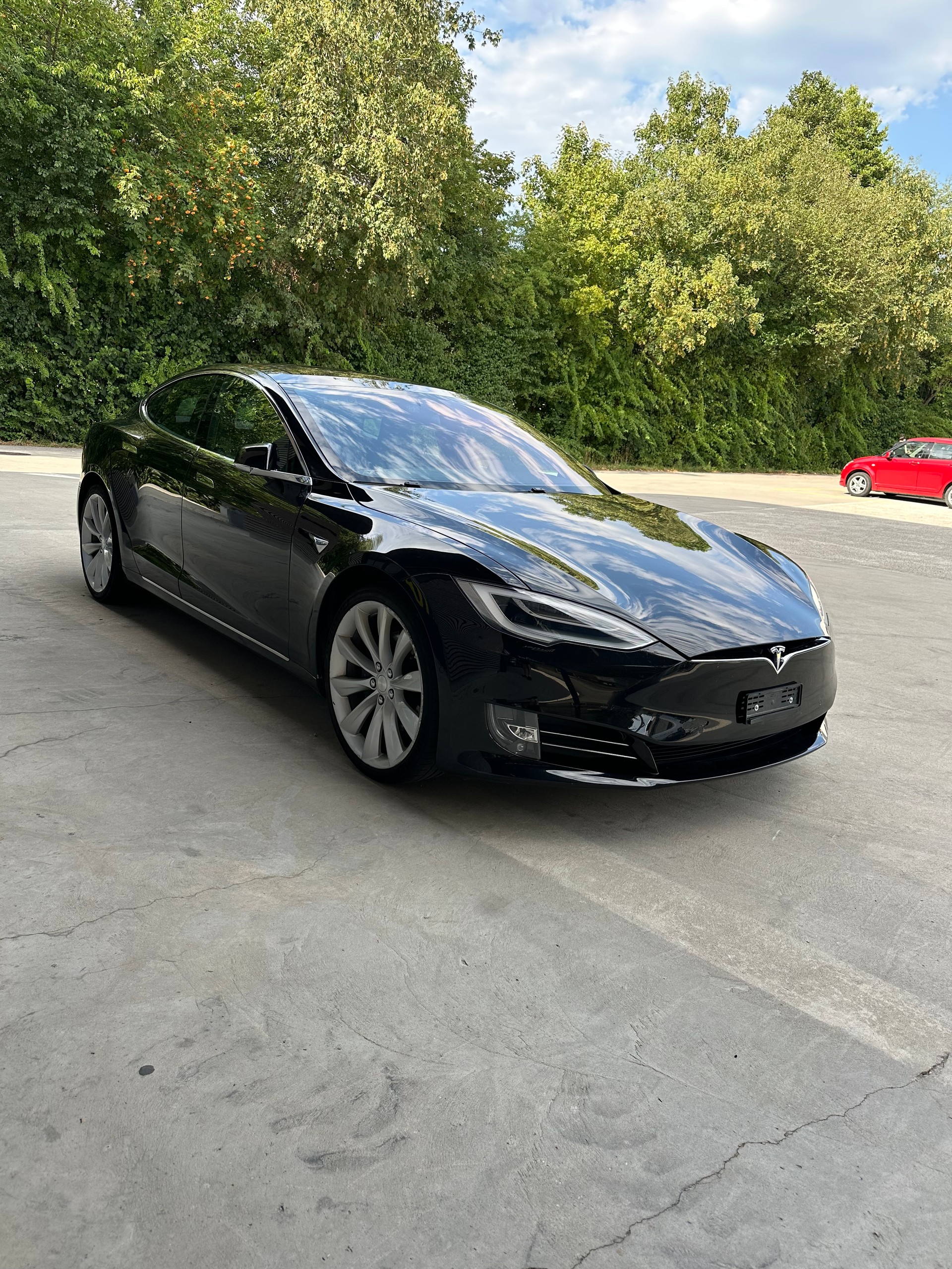 TESLA Model S 100 D-image-2