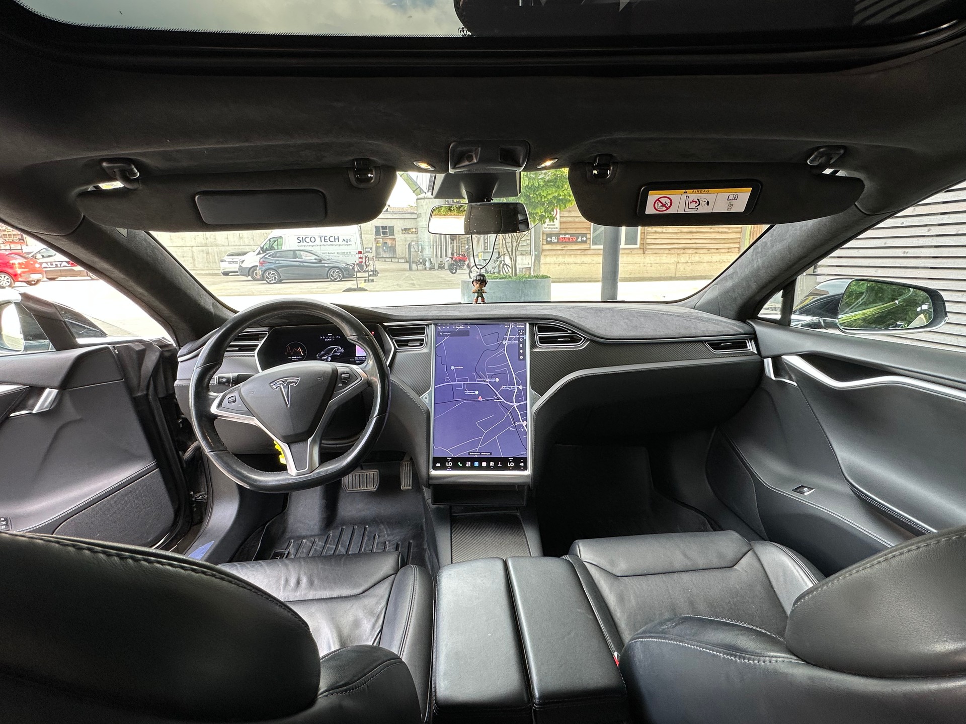 TESLA Model S 100 D-image-9