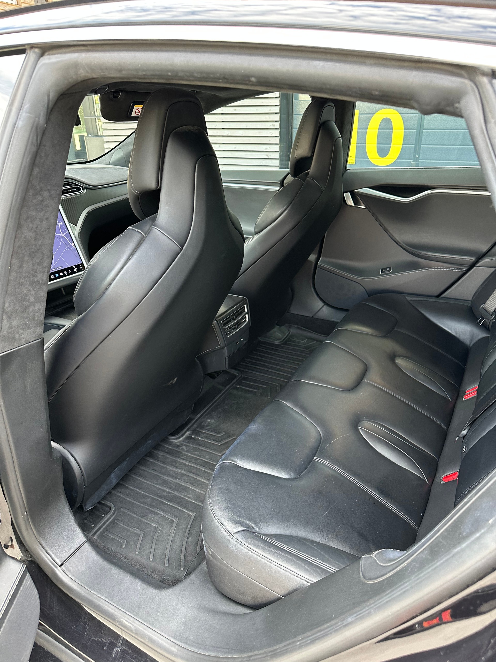 TESLA Model S 100 D-image-8