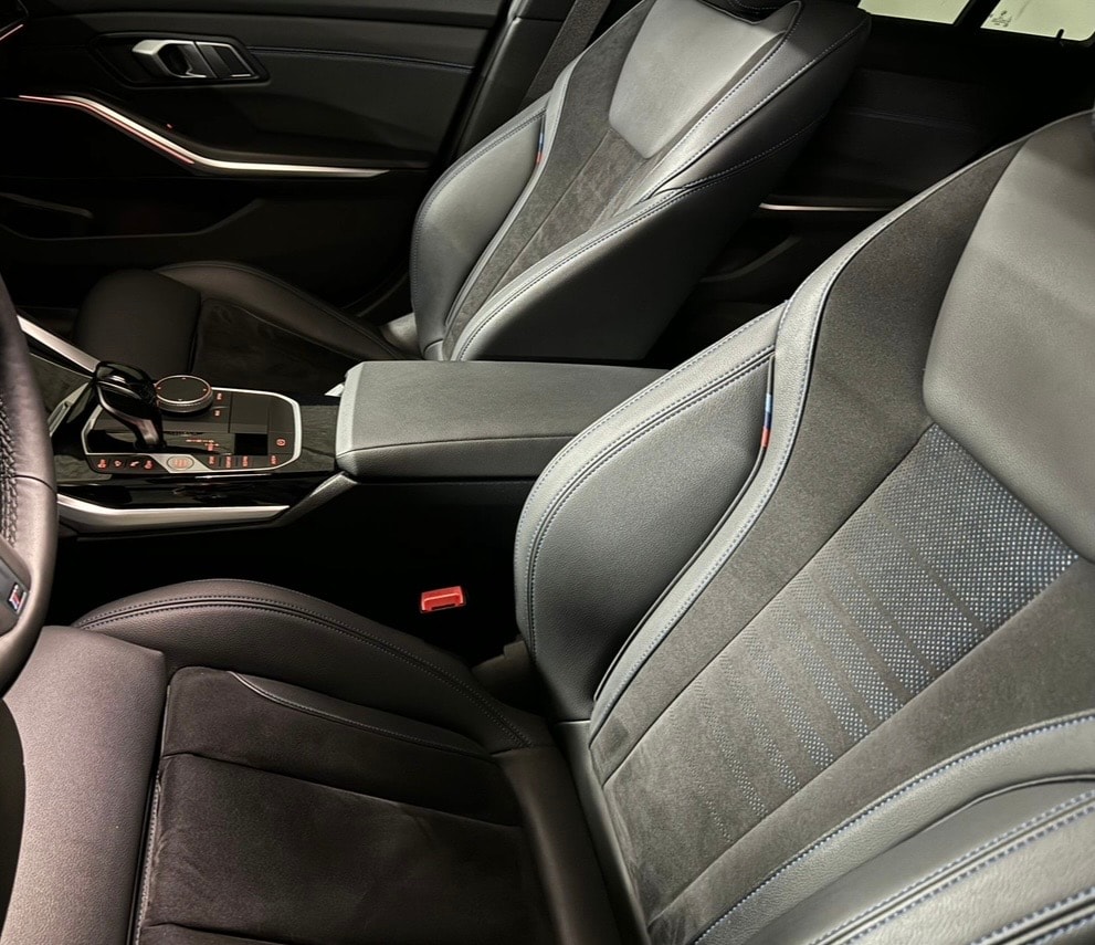 BMW 330i xDrive-image-5