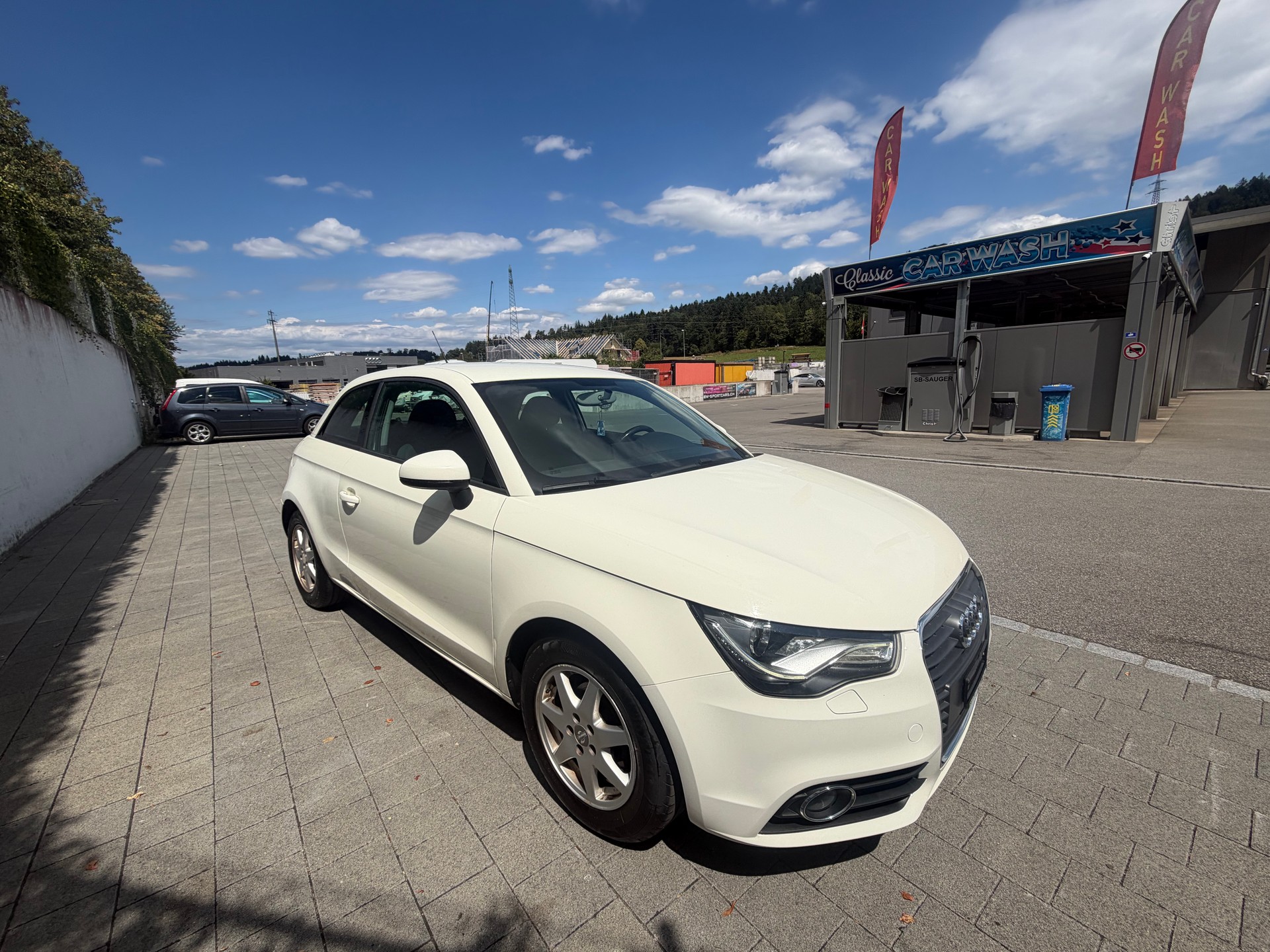 AUDI A1 1.2 TFSI Ambition-image-5