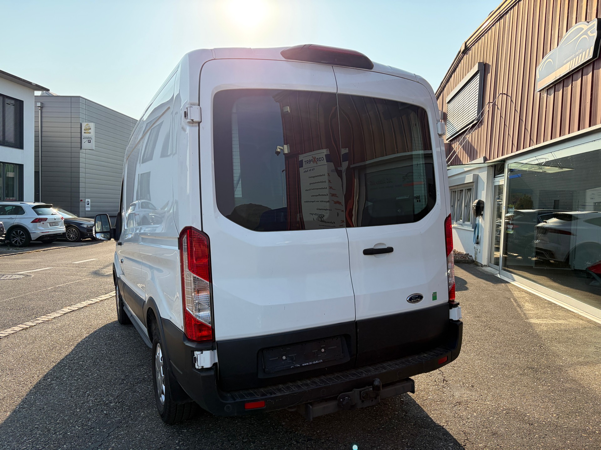 FORD Transit Van 350 L2 Trend 2.0 TDCi 170 HEV FWD-image-4