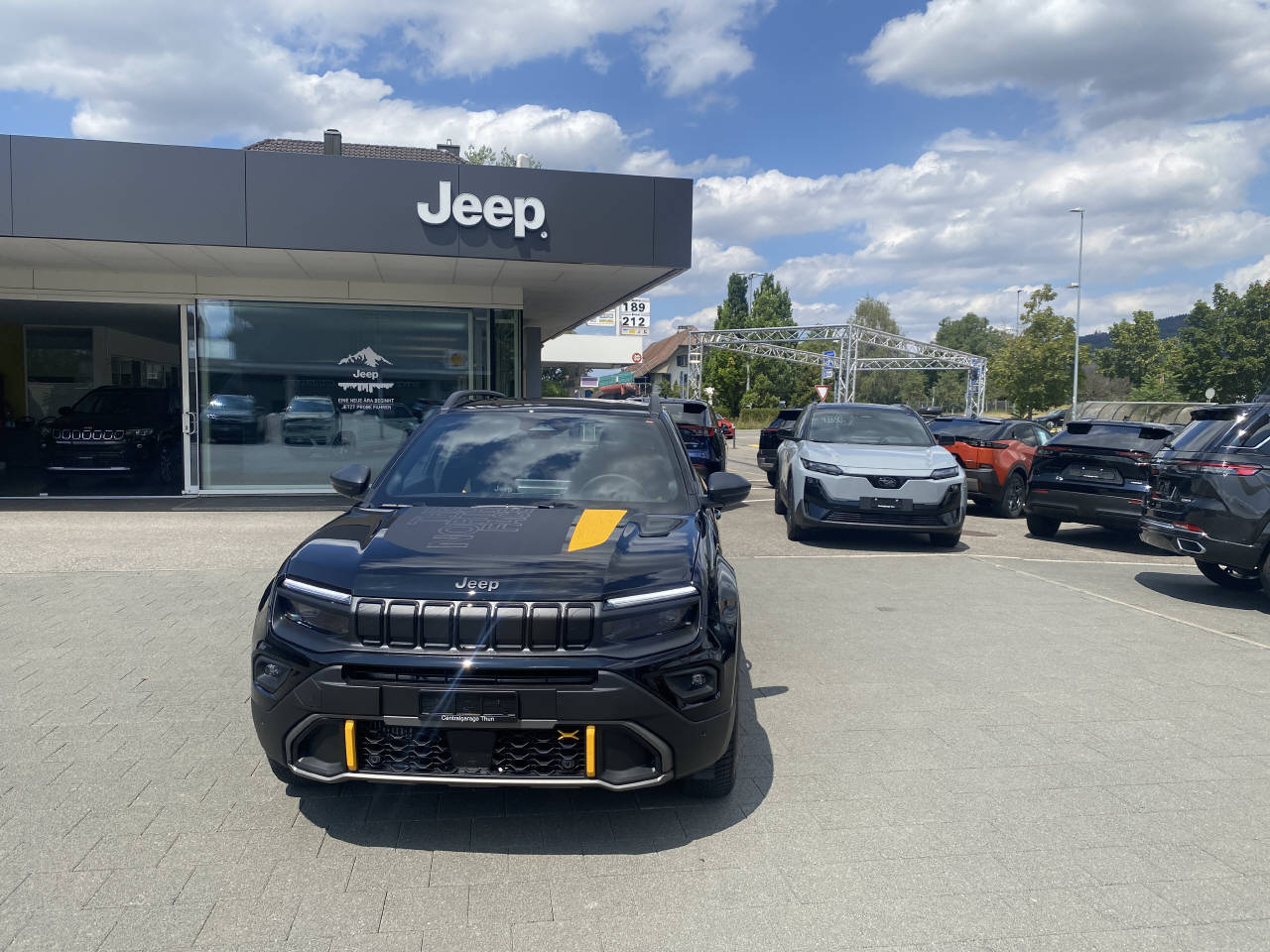 JEEP Avenger 1.2 MHEV The North Face 4xe-image-0