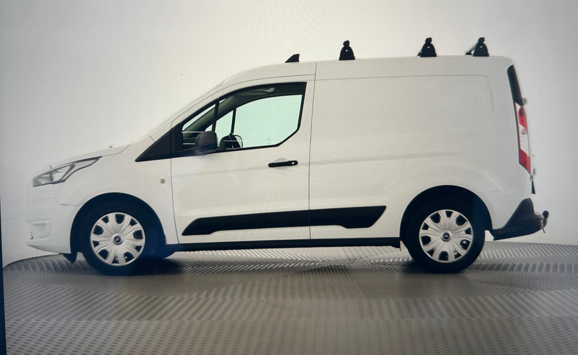 FORD Transit Connect Van T220 1.5 EcoBlue Trend Automat-image-1