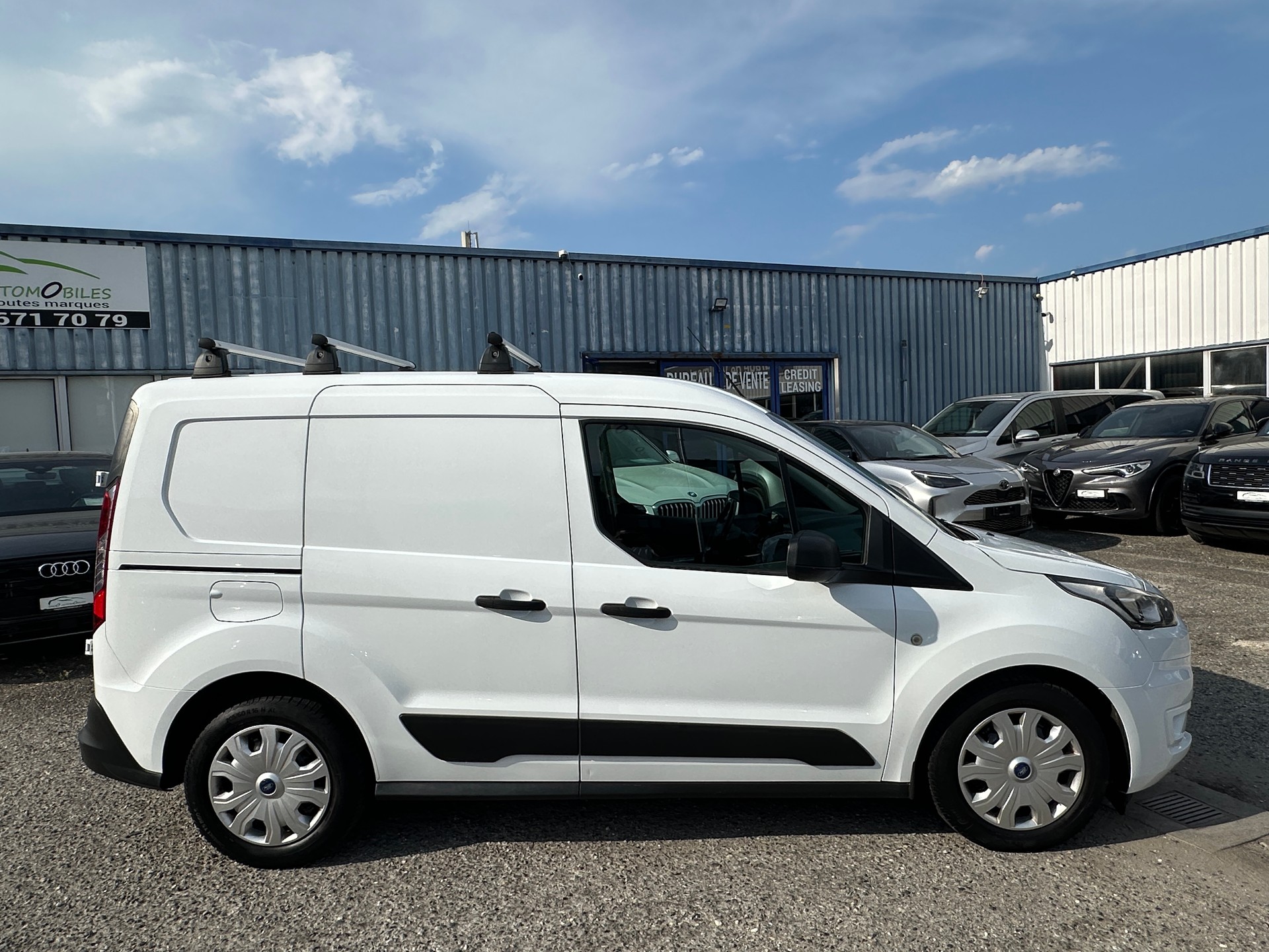 FORD Transit Connect Van T220 1.5 EcoBlue Trend Automat-image-9