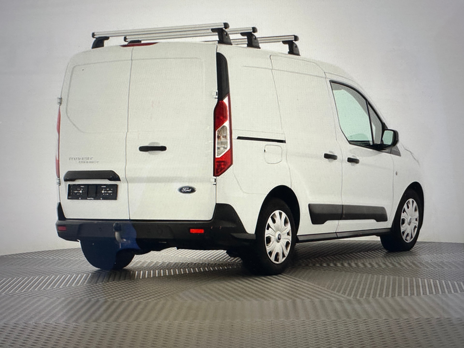 FORD Transit Connect Van T220 1.5 EcoBlue Trend Automat-image-2