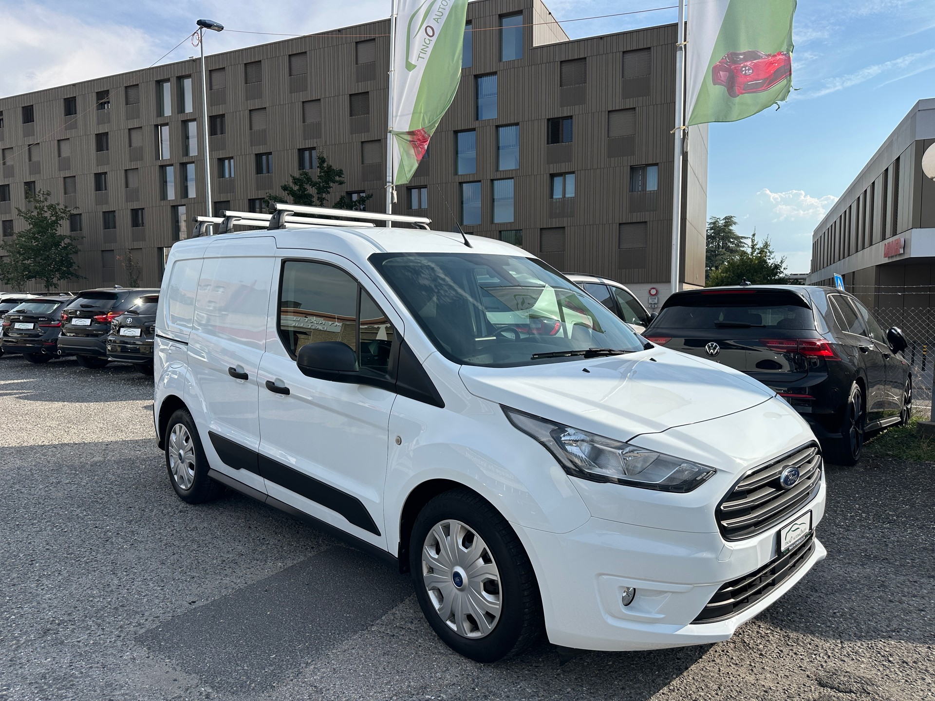 FORD Transit Connect Van T220 1.5 EcoBlue Trend Automat-image-6