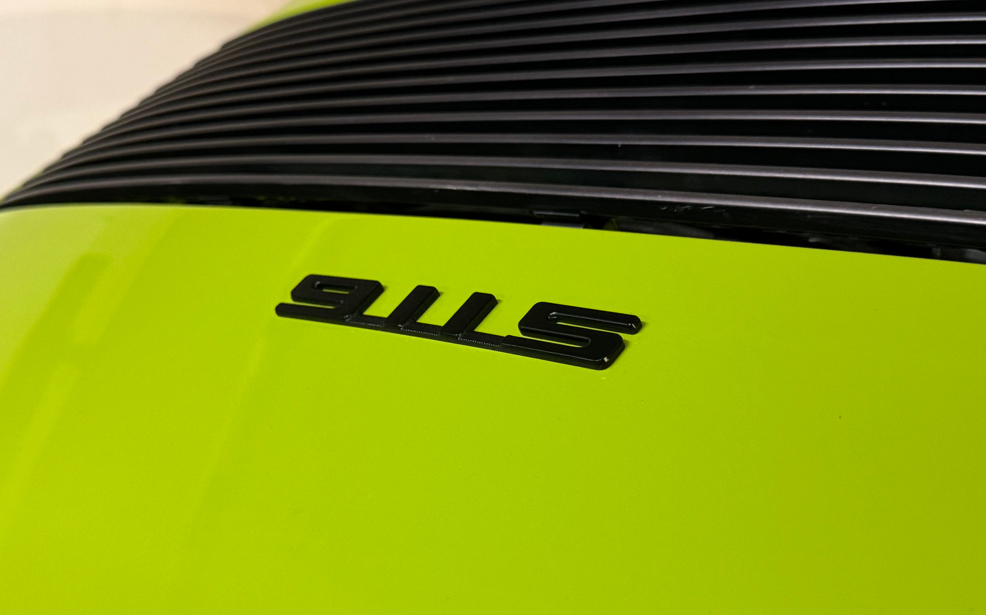 PORSCHE 911 S 2.4-image-9
