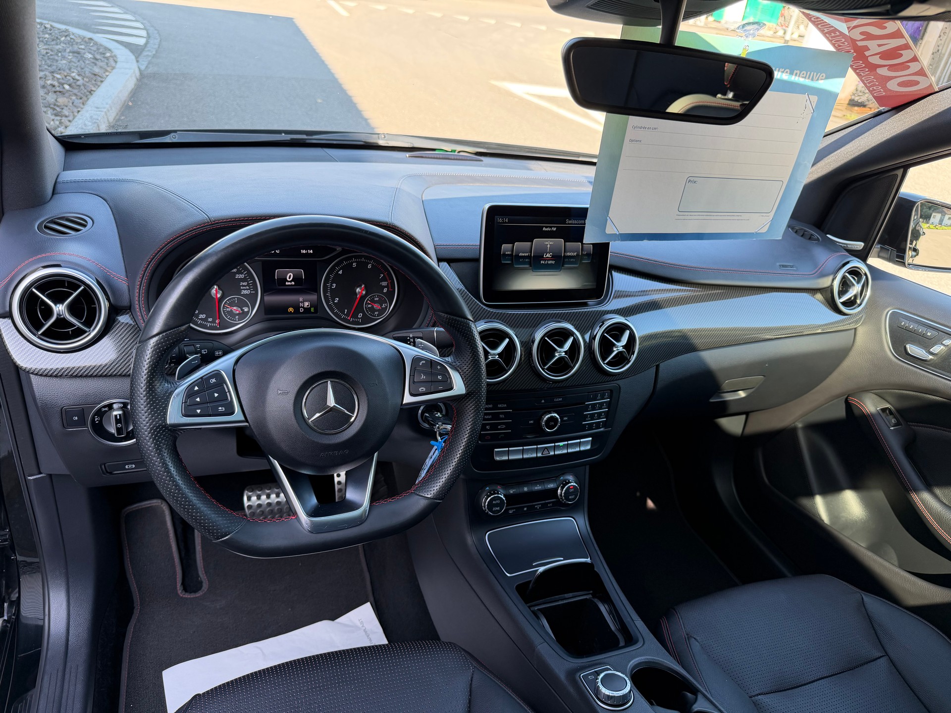 MERCEDES-BENZ B 220 AMG Line 4Matic 7G-DCT-image-38