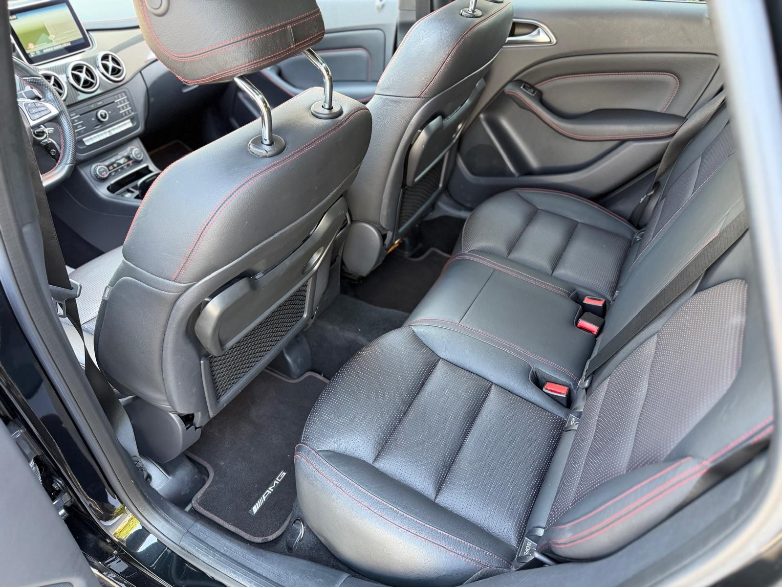 MERCEDES-BENZ B 220 AMG Line 4Matic 7G-DCT-image-15