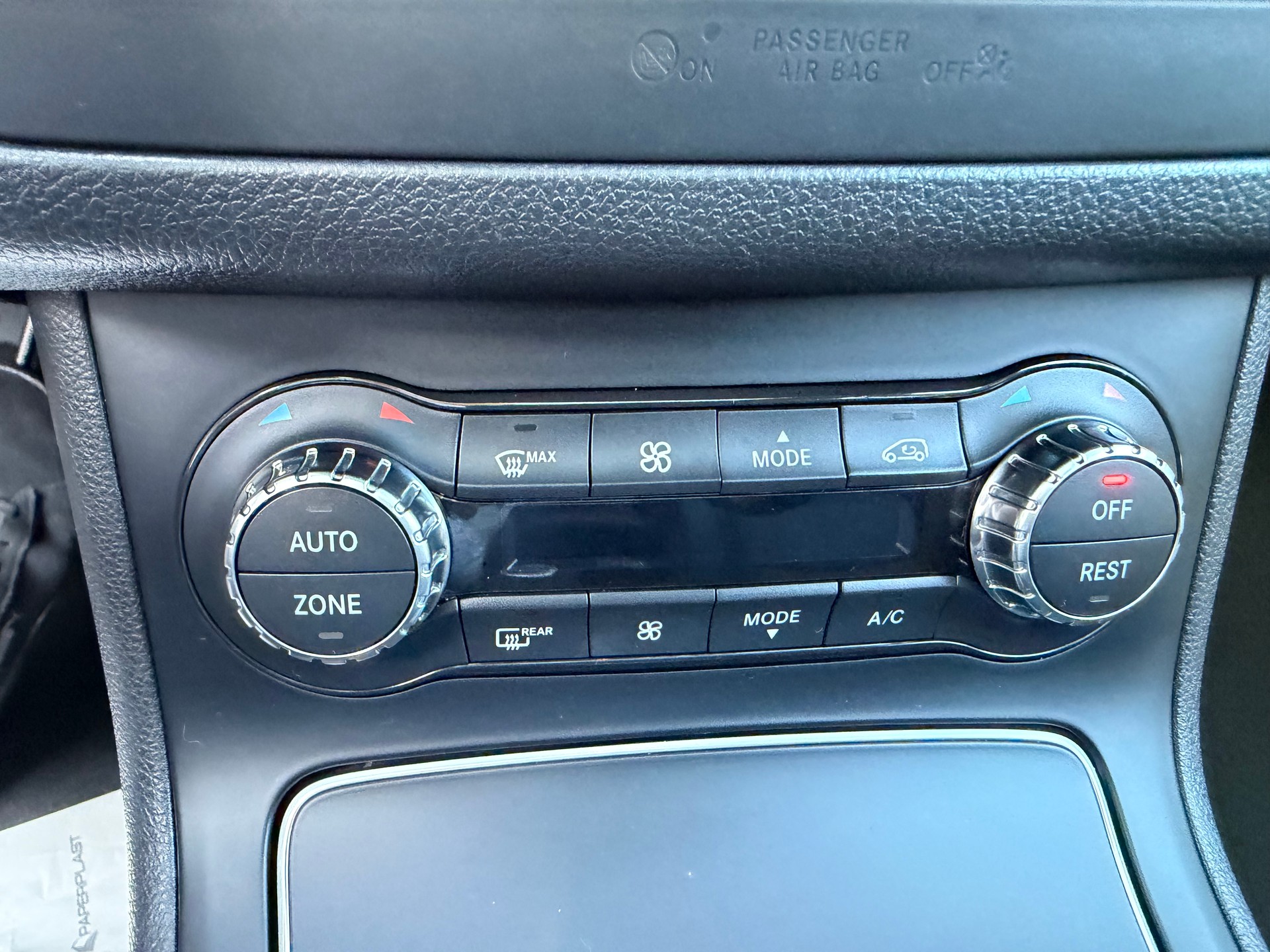 MERCEDES-BENZ B 220 AMG Line 4Matic 7G-DCT-image-17