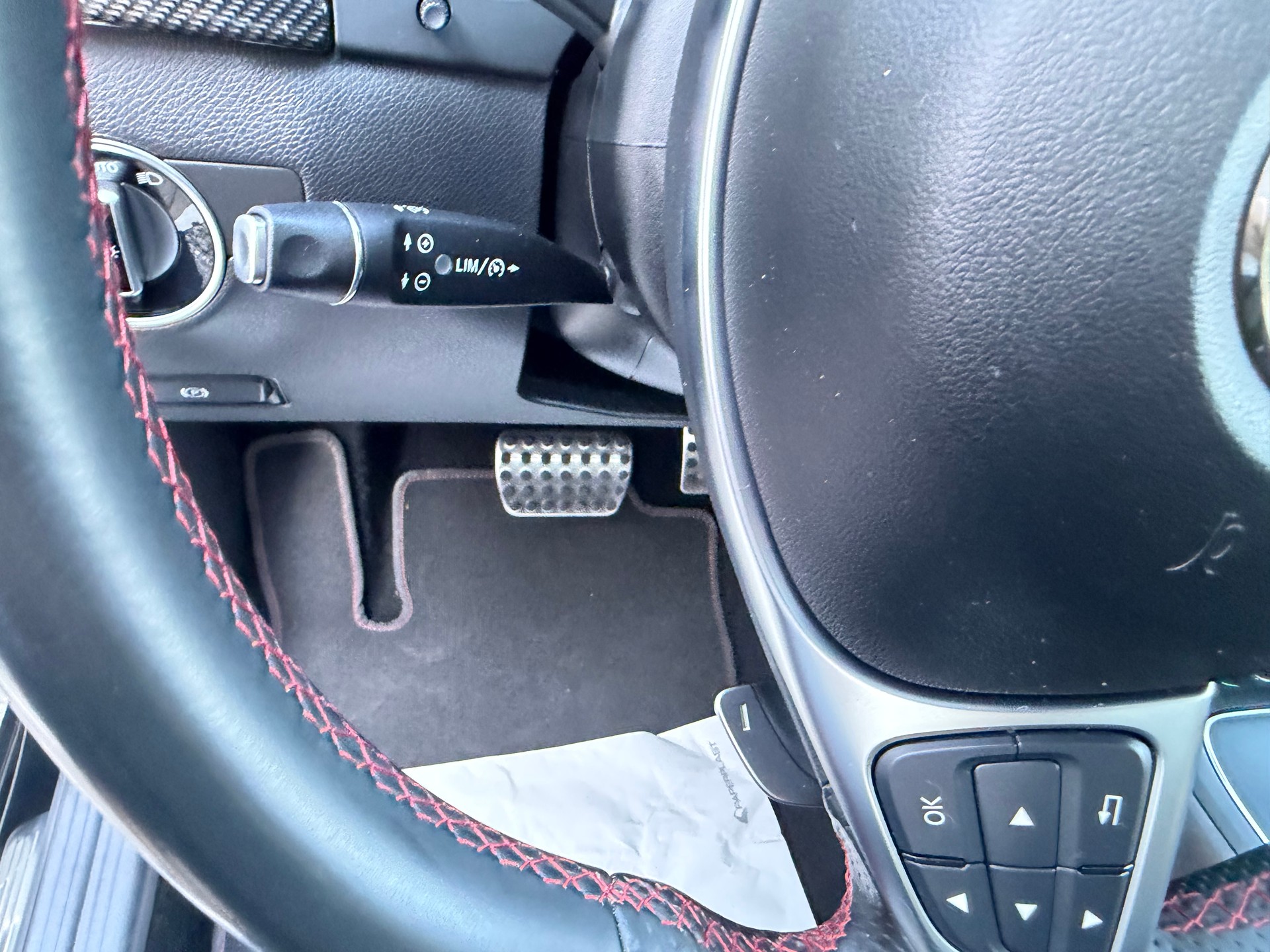 MERCEDES-BENZ B 220 AMG Line 4Matic 7G-DCT-image-29