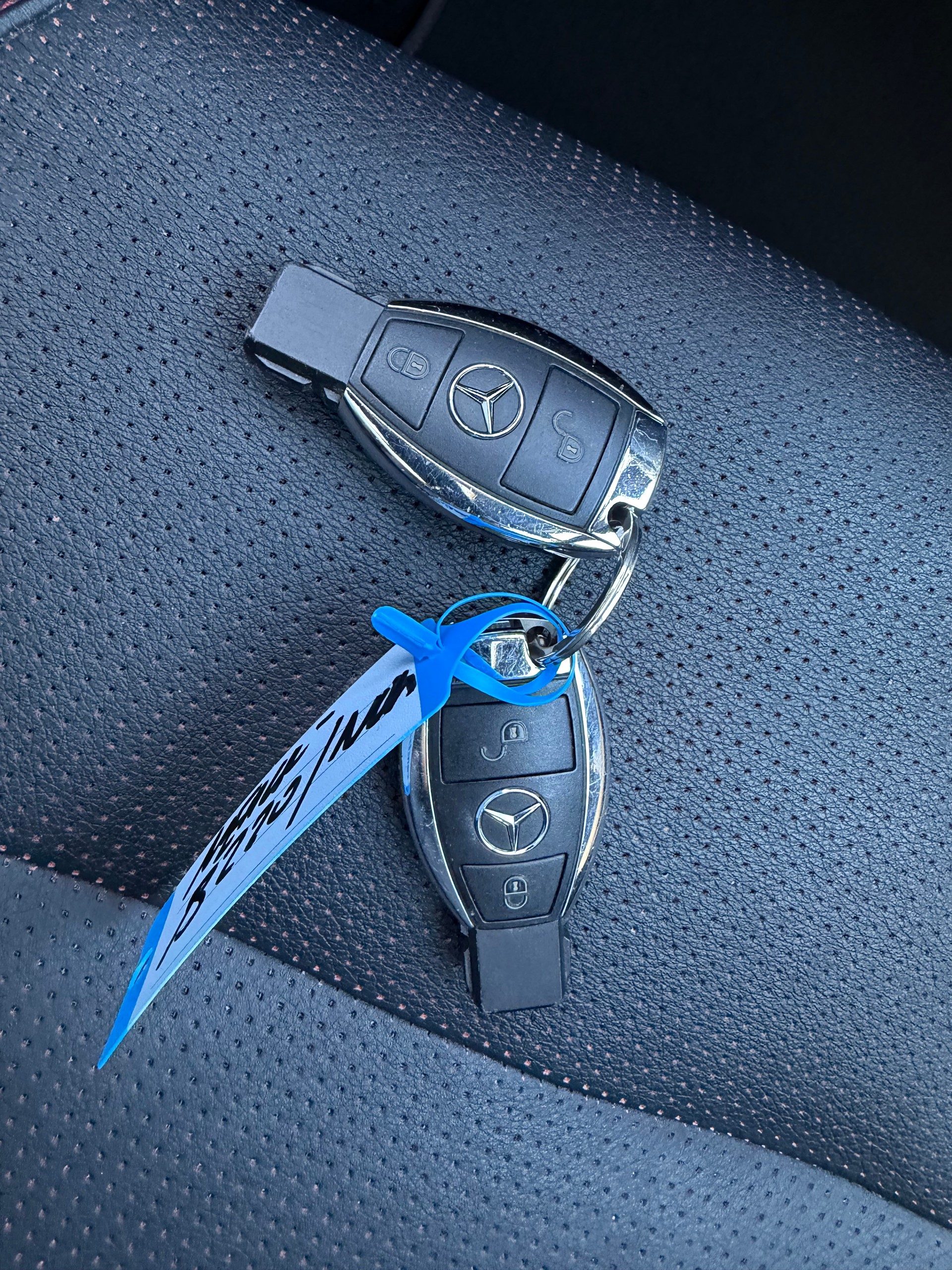 MERCEDES-BENZ B 220 AMG Line 4Matic 7G-DCT-image-50