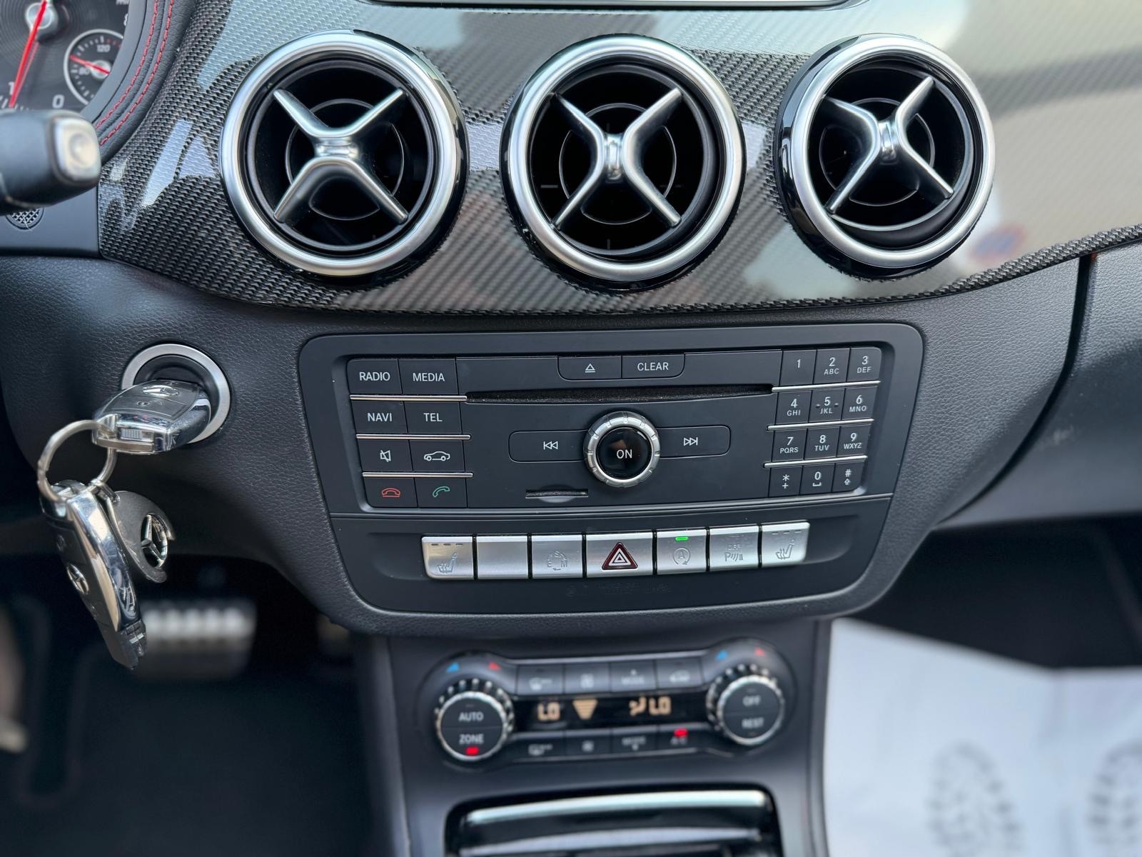MERCEDES-BENZ B 220 AMG Line 4Matic 7G-DCT-image-18