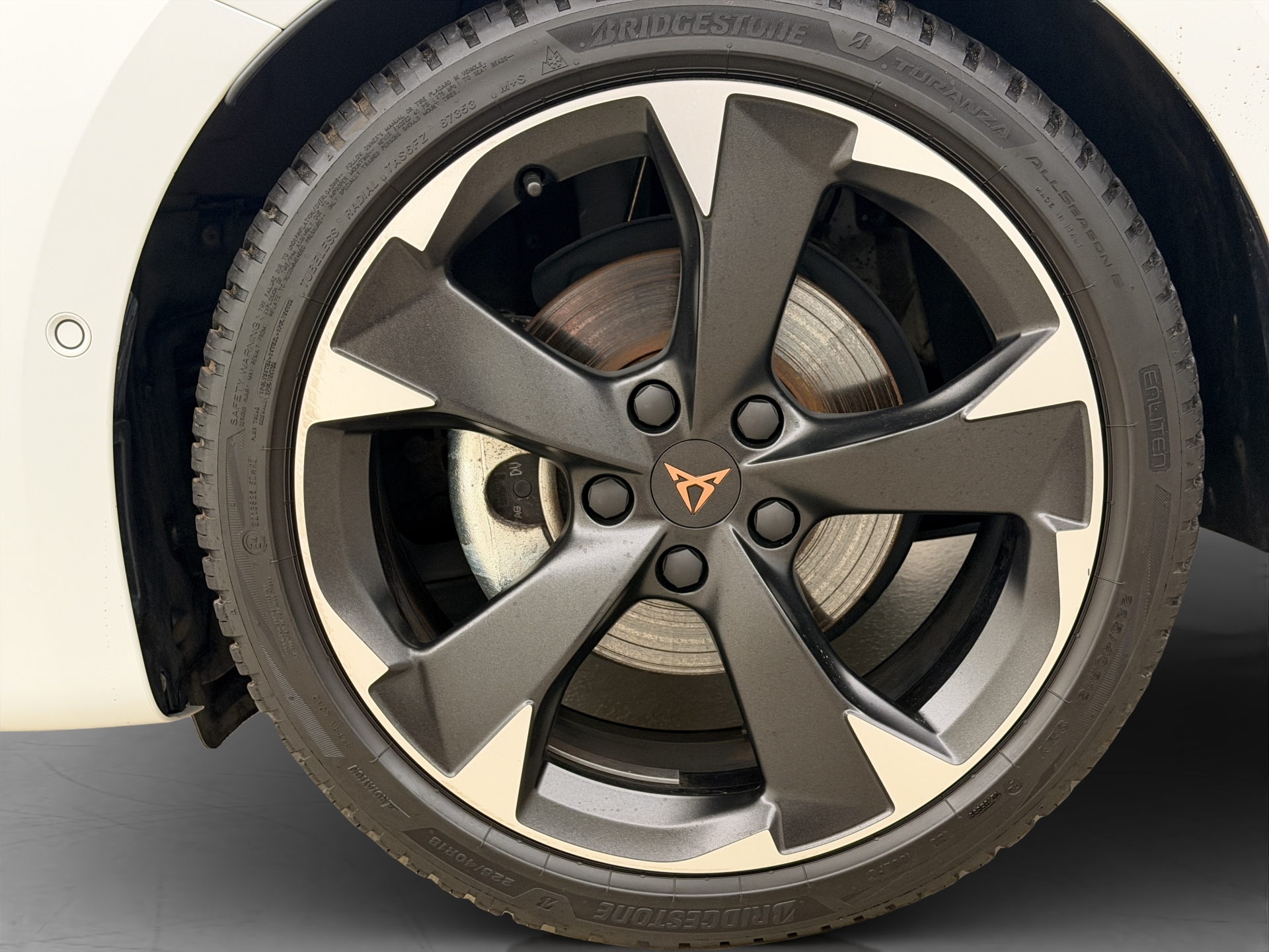 CUPRA Leon ST 1.5 eTSI DSG-image-14