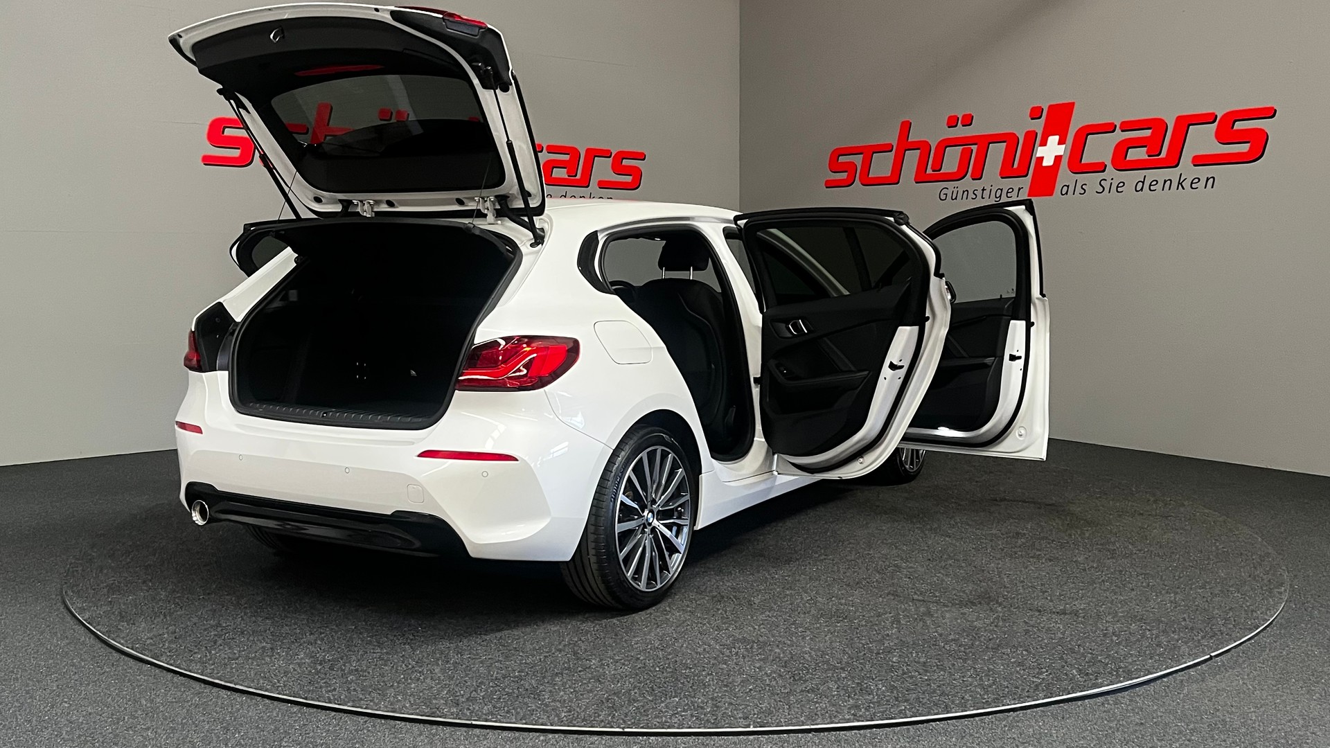 BMW 118i Sport Line Steptronic-image-6