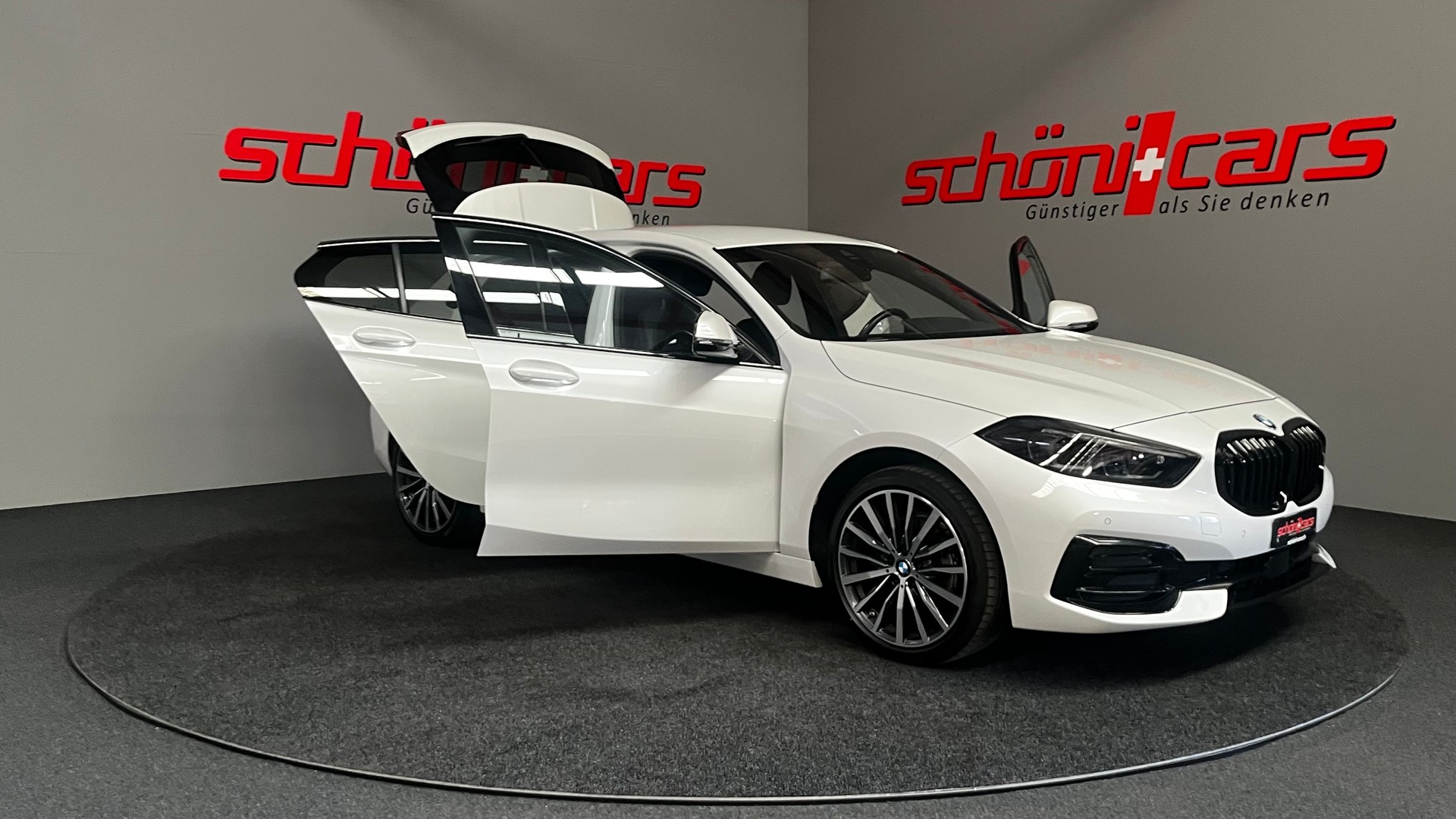 BMW 118i Sport Line Steptronic-image-8