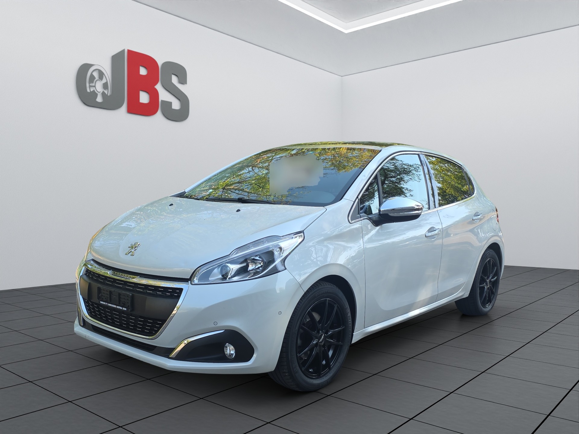 PEUGEOT 208 1.2 PureTech Allure EAT6-image-0