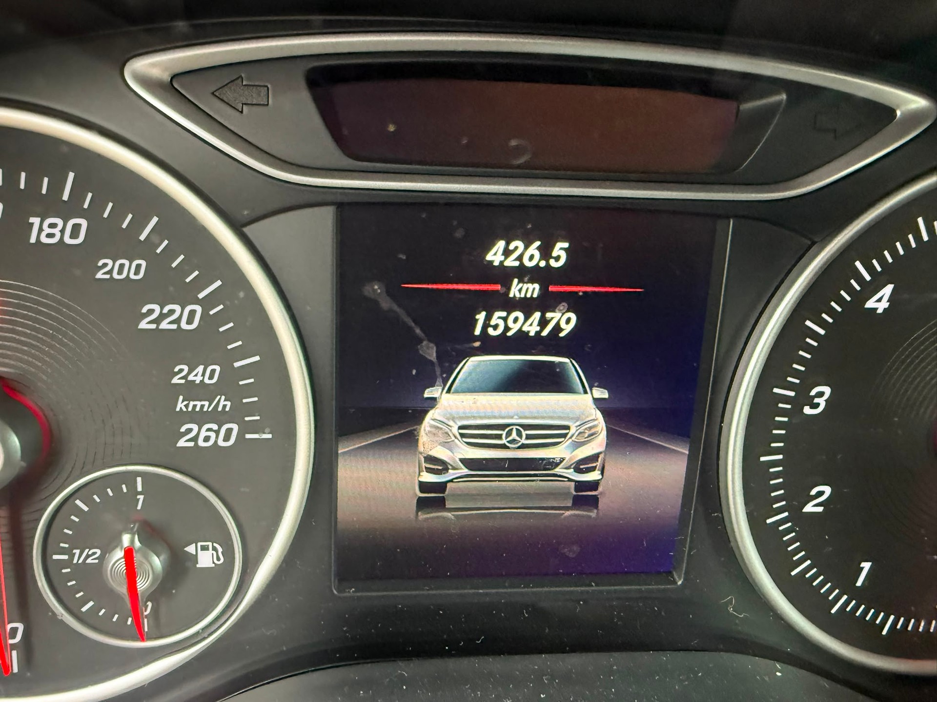 MERCEDES-BENZ B 180 Style 7G-DCT-image-3