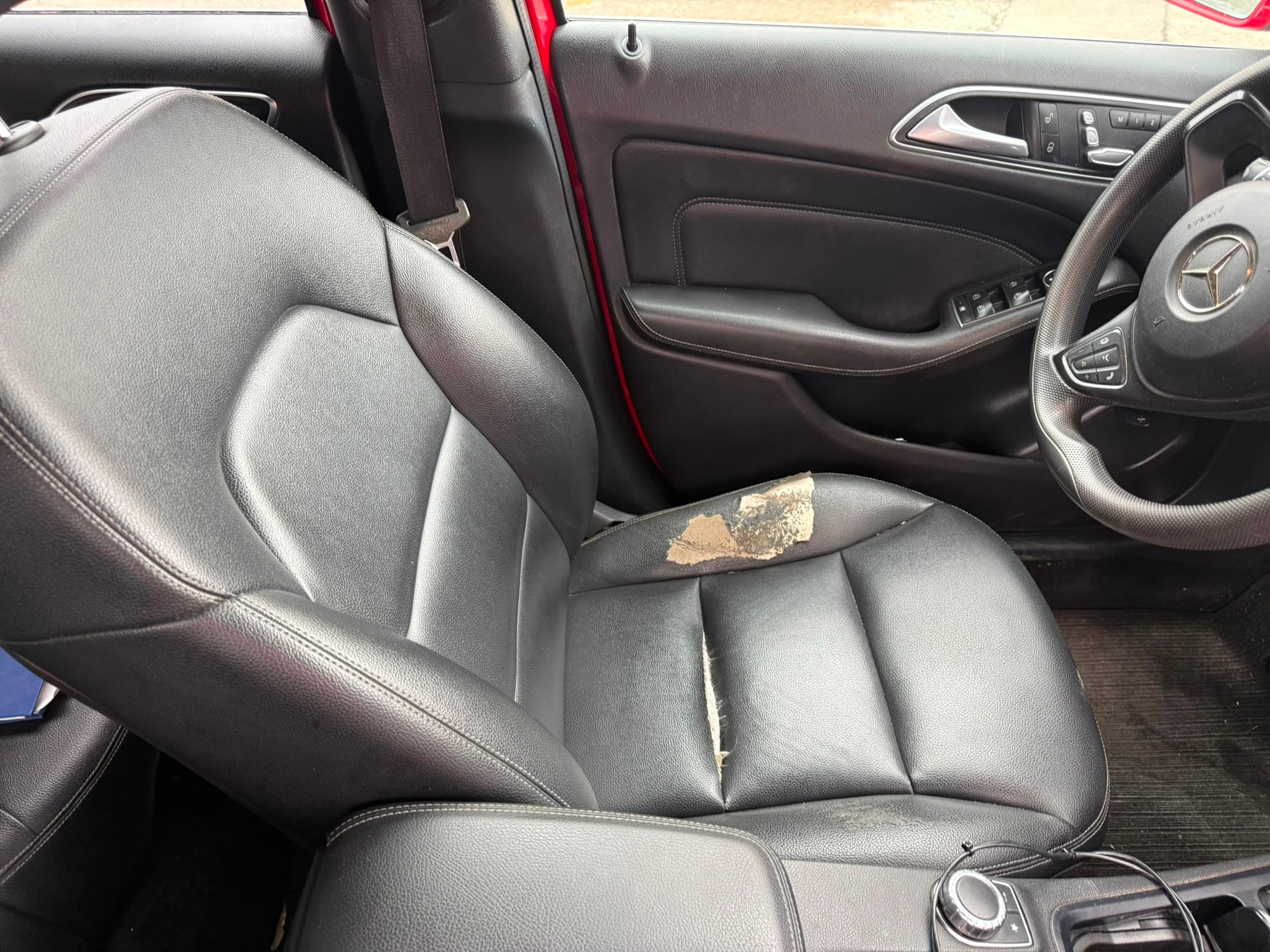 MERCEDES-BENZ B 180 Style 7G-DCT-image-2