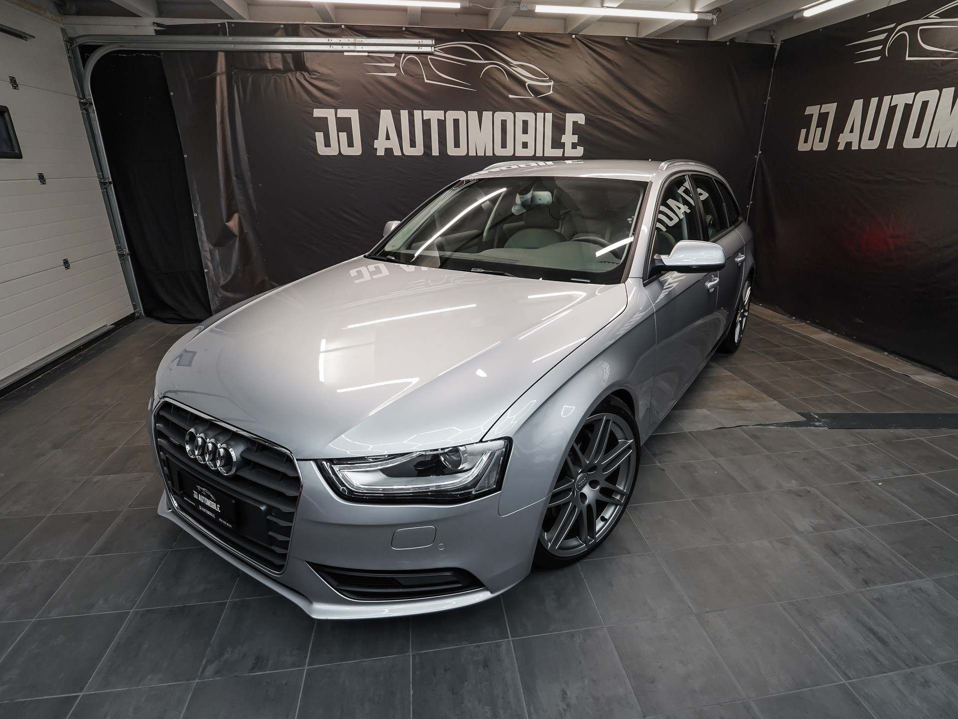 AUDI A4 Avant 2.0 TFSI quattro s-tronic