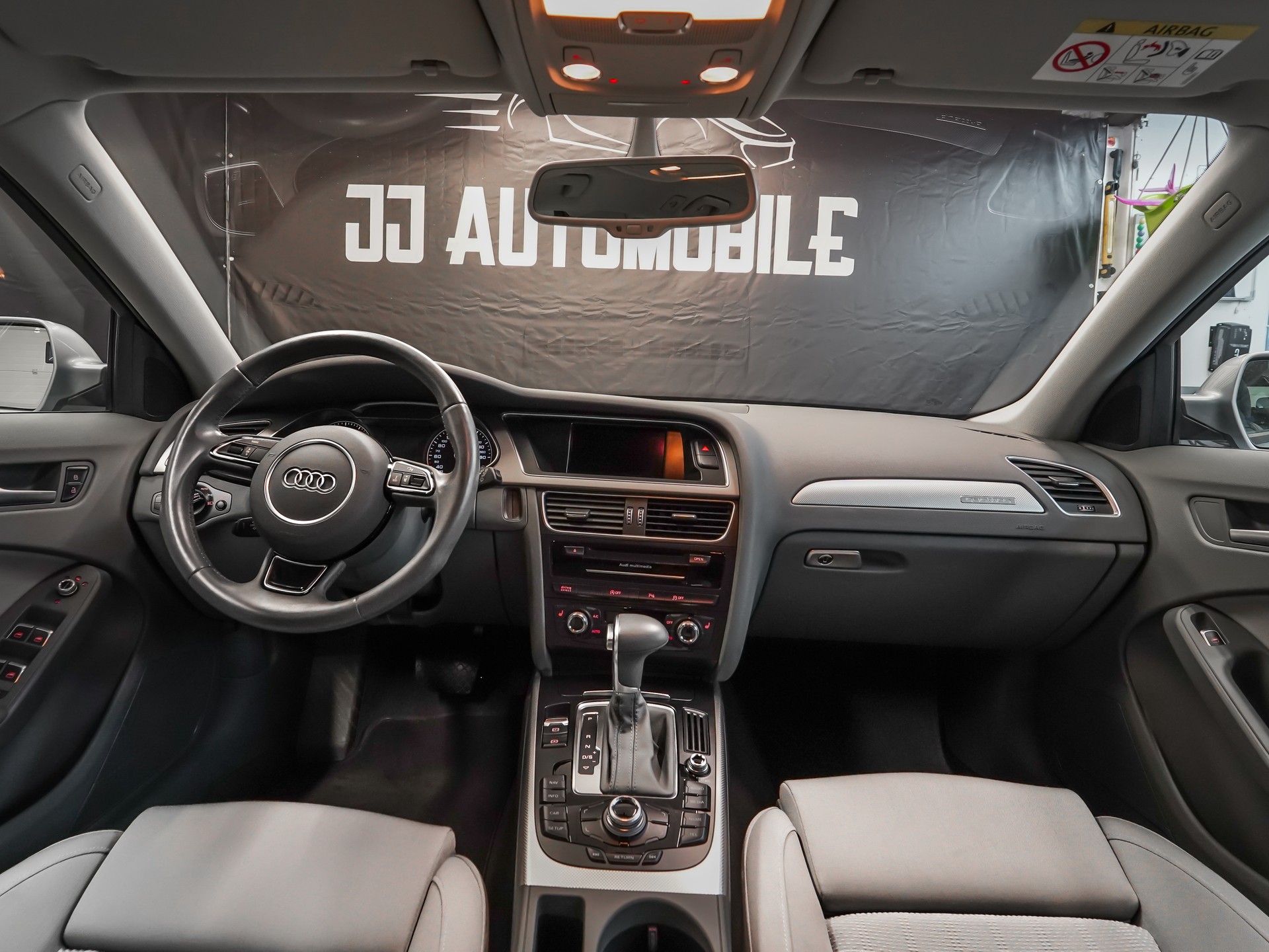 AUDI A4 Avant 2.0 TFSI quattro s-tronic-image-7