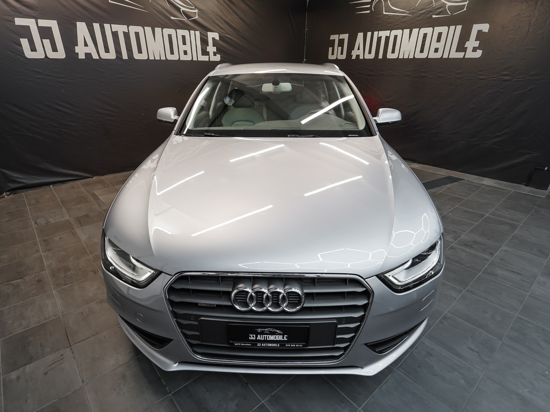 AUDI A4 Avant 2.0 TFSI quattro s-tronic-image-1