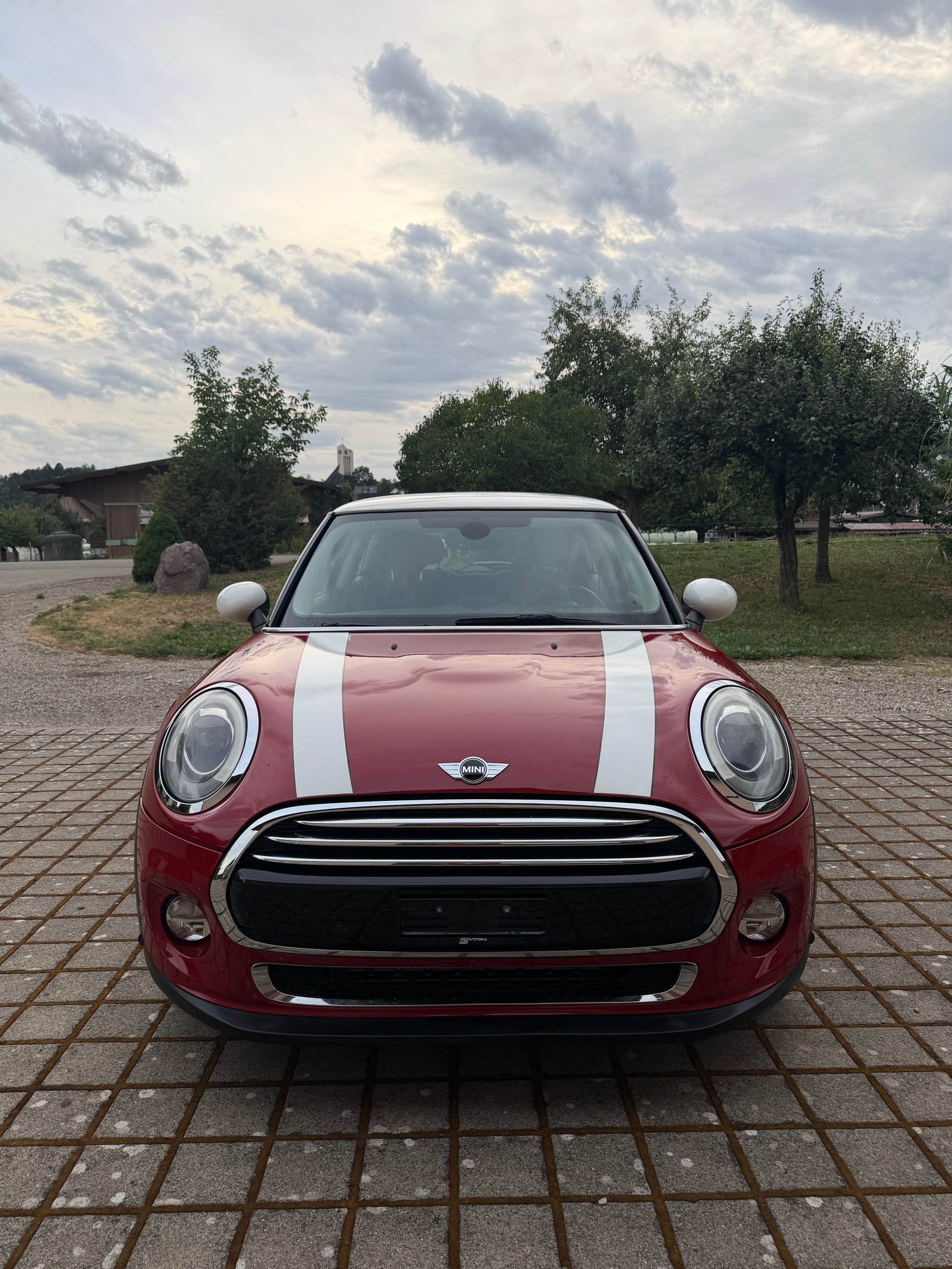 MINI 1.5i Cooper-image-1